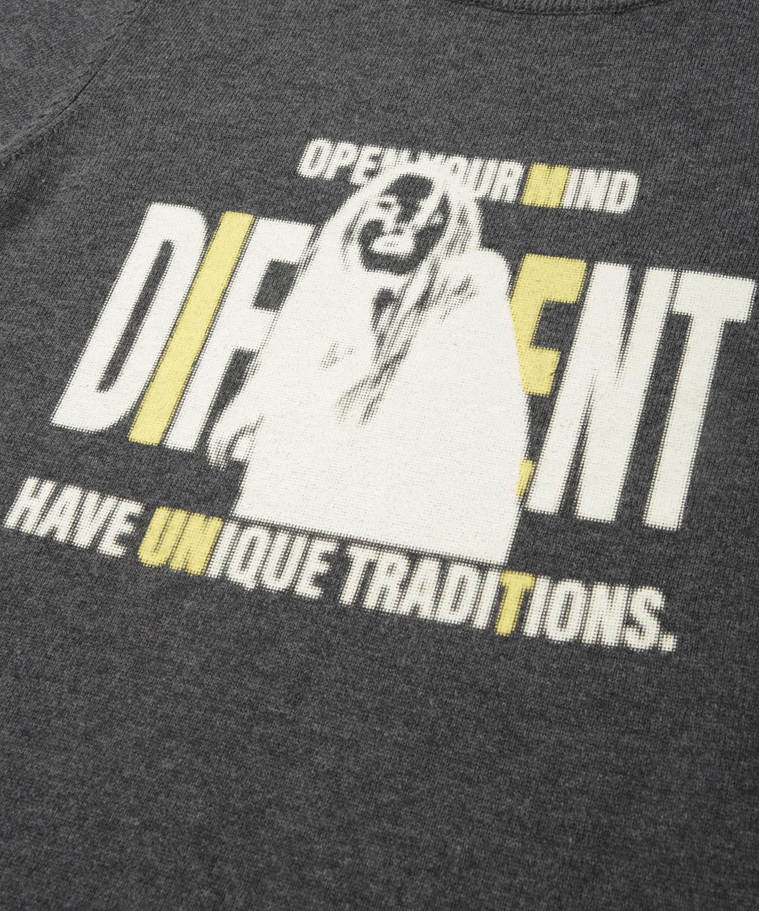 グラフィックプリントハーフスリーブニットトップ