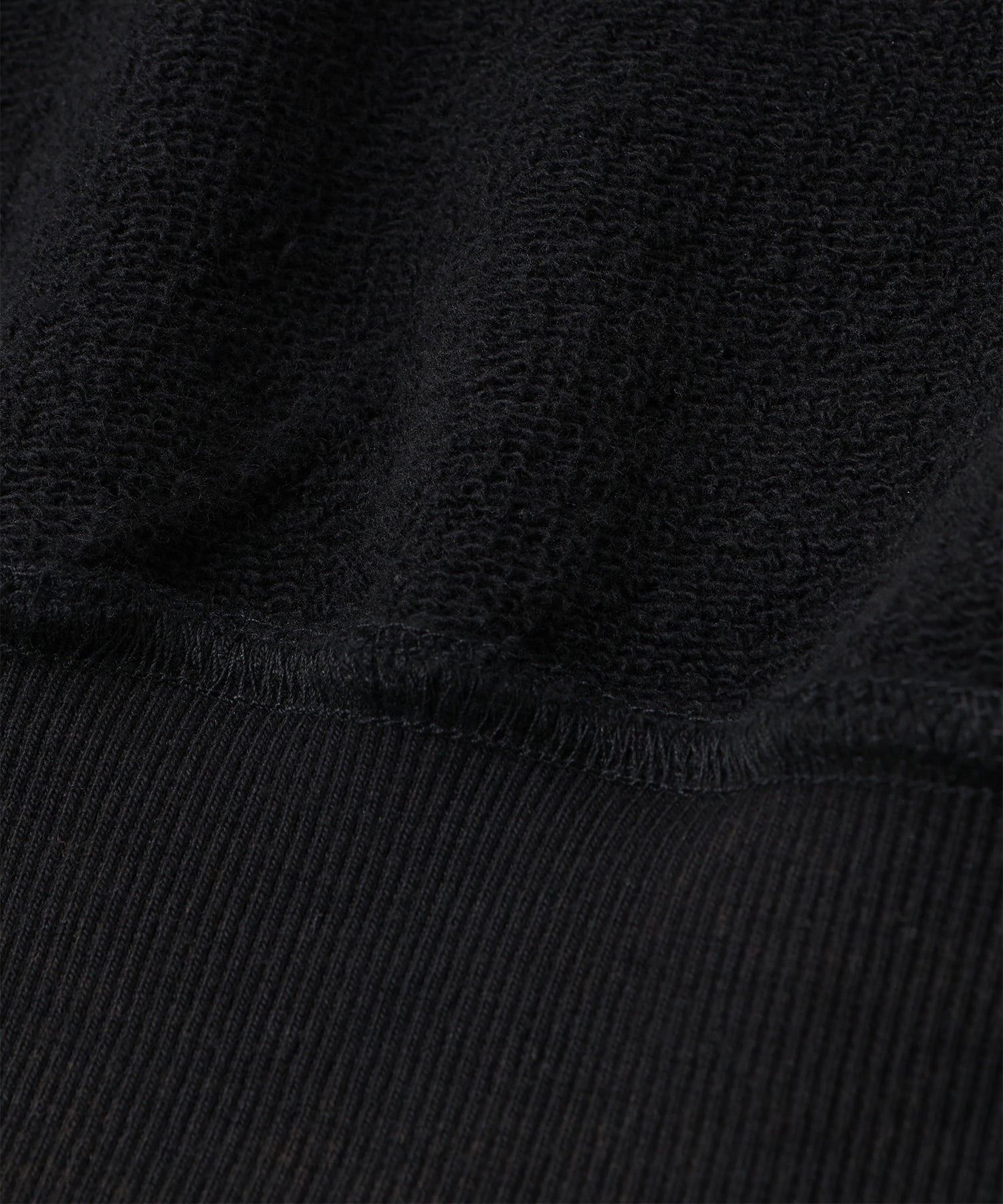 Off-Shoulder Loose Sweat – Pigment