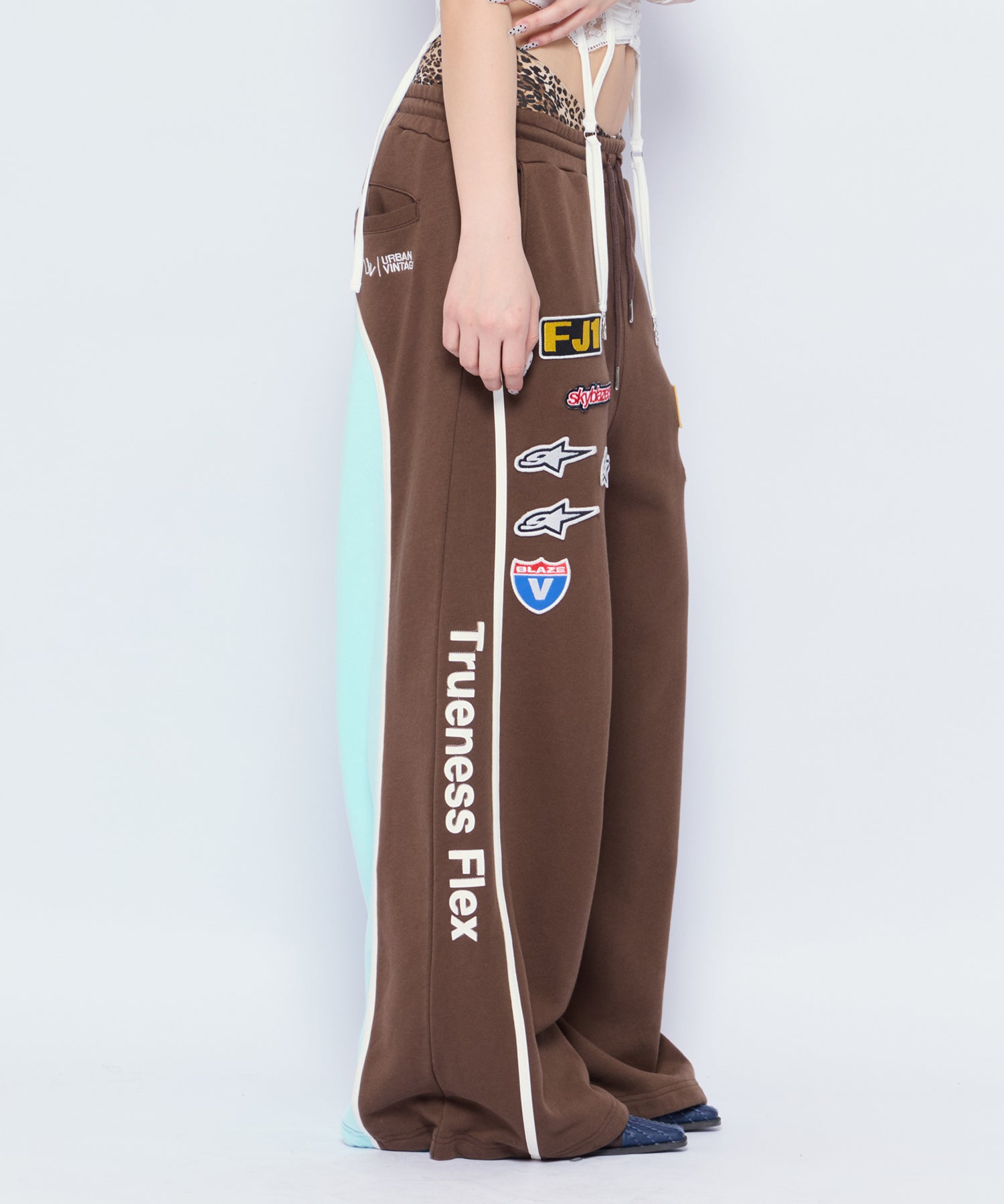 MODEL:170cm/COLOR:BRN/SIZE:F