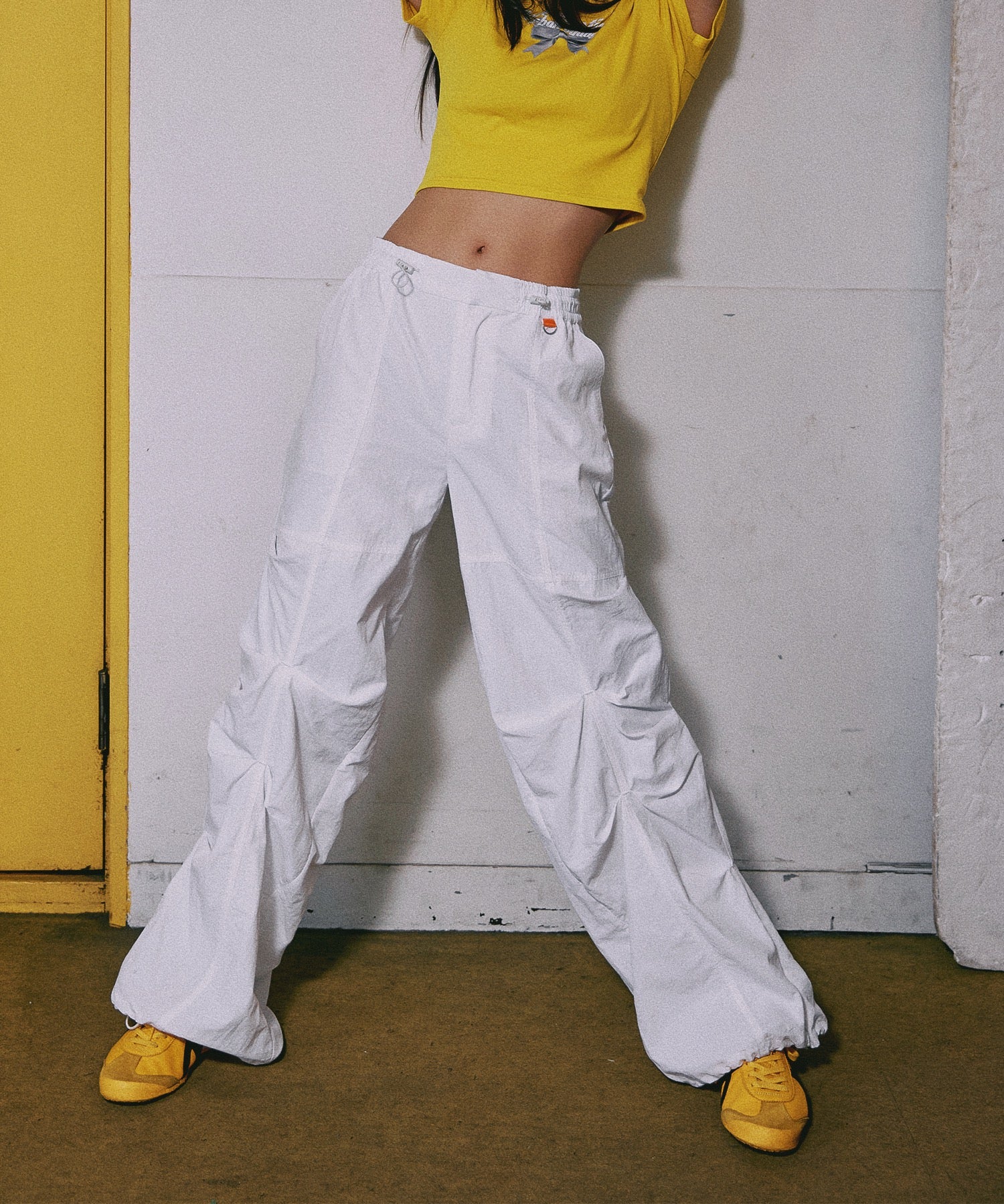 MODEL:168cm/COLOR:WHITE/SIZE:F