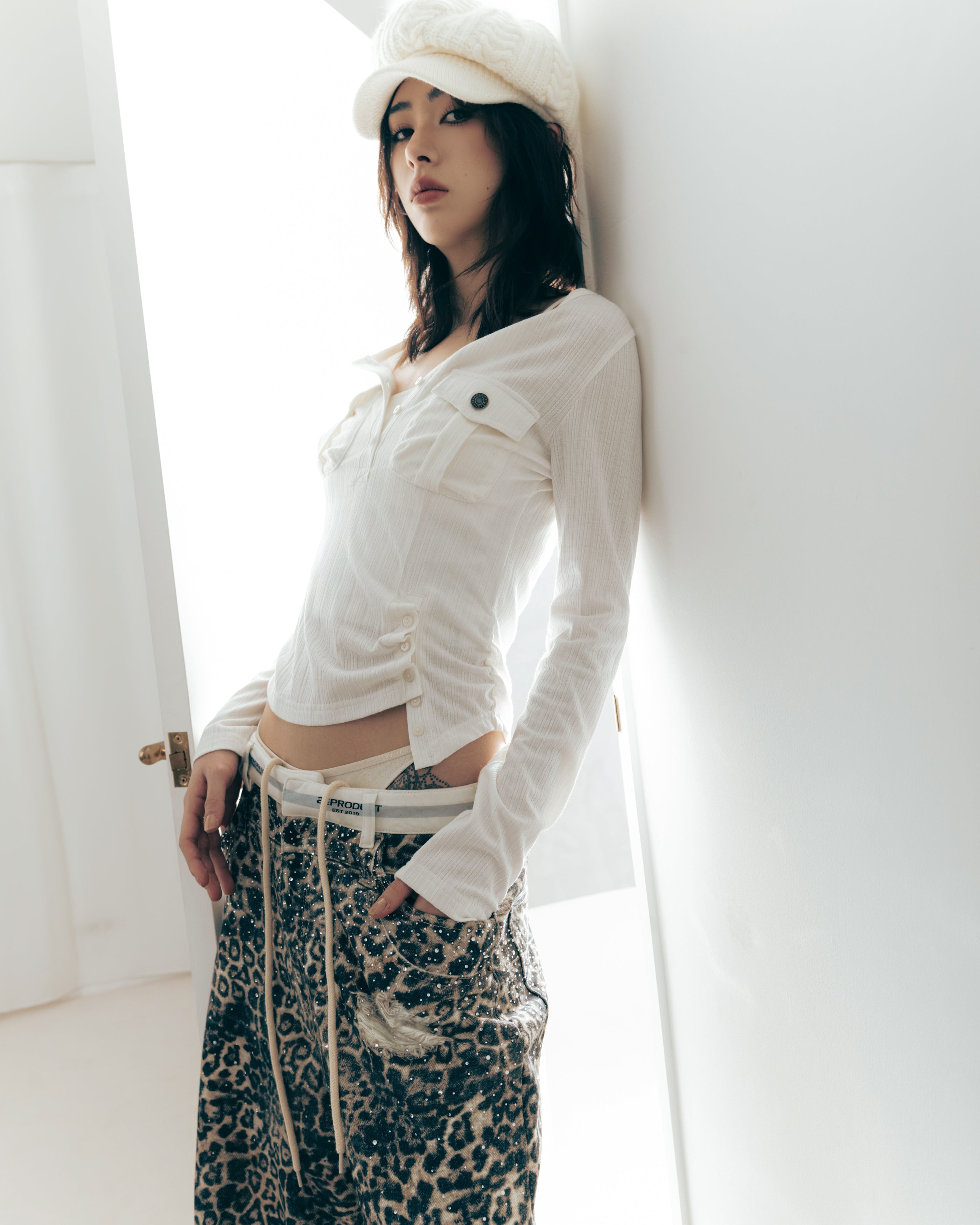 MODEL:169cm/COLOR:BEG/SIZE:F