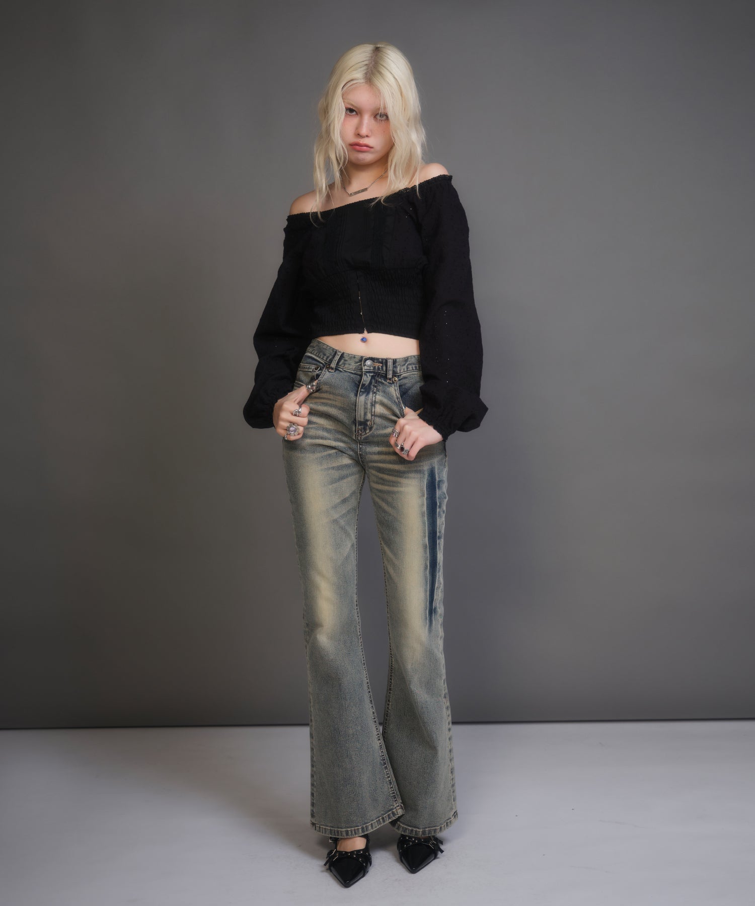 MODEL:170cm/COLOR:BLACK/SIZE:F