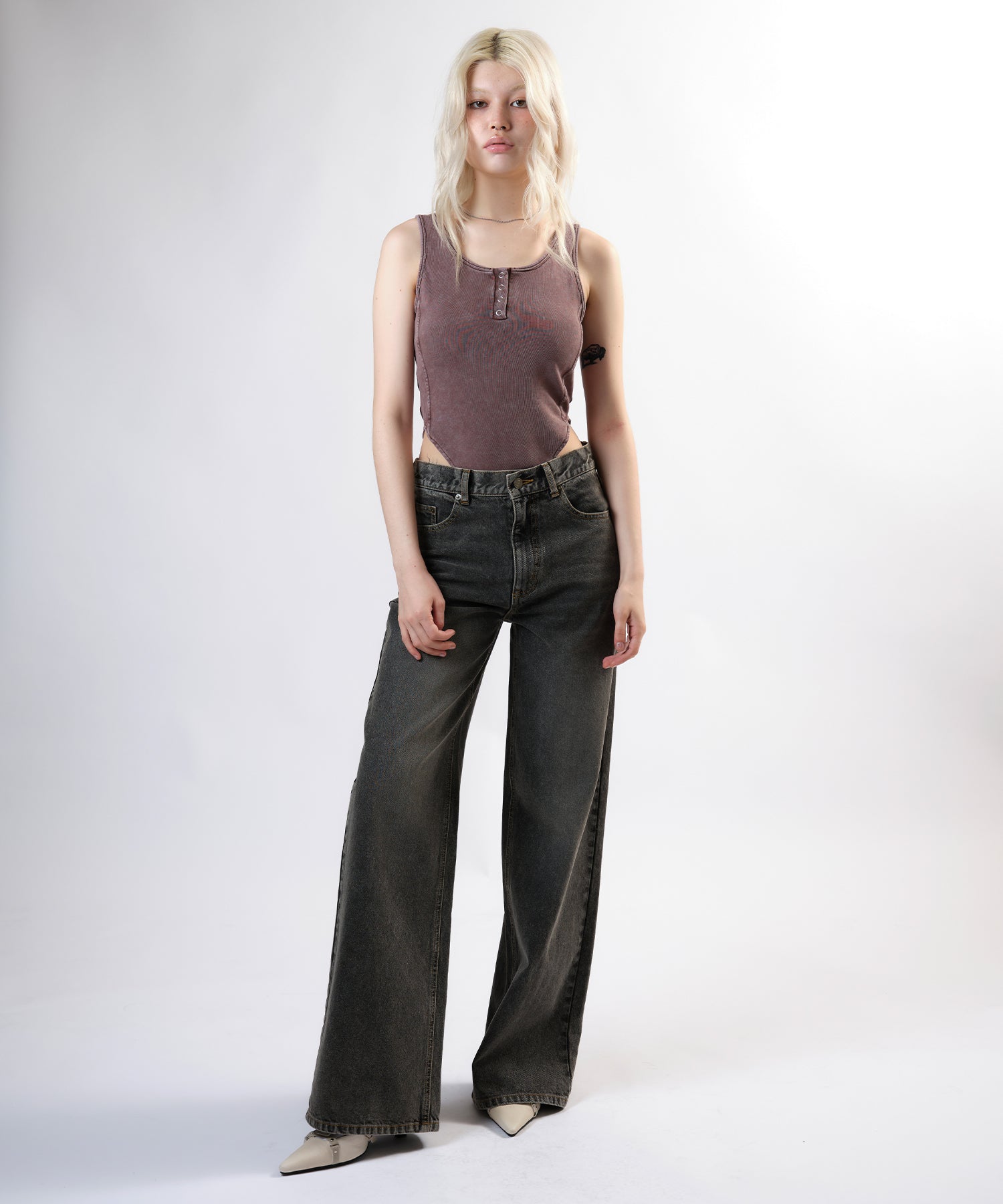 MODEL:170cm/COLOR:BLACK/SIZE:M