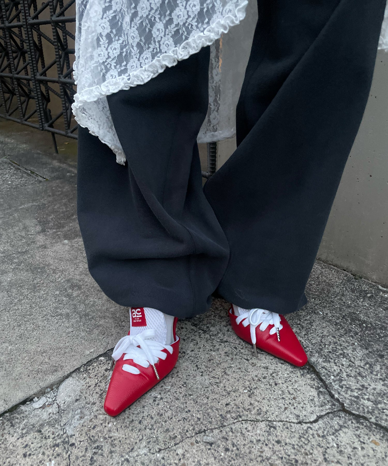 COLOR:RED/SIZE:M