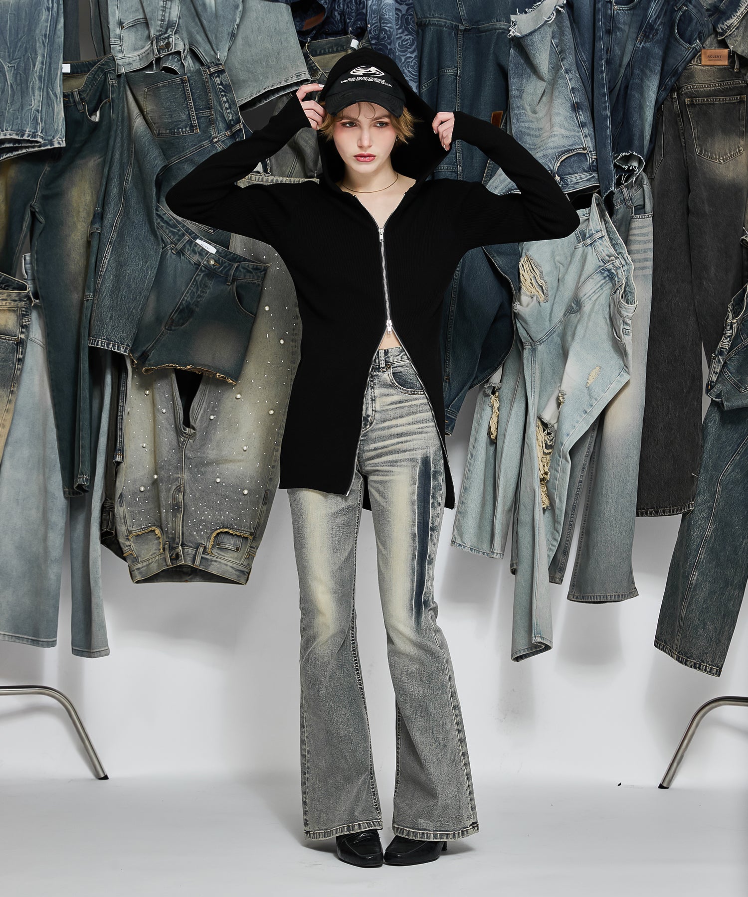 MODEL:170cm/COLOR:BLACK/SIZE:F