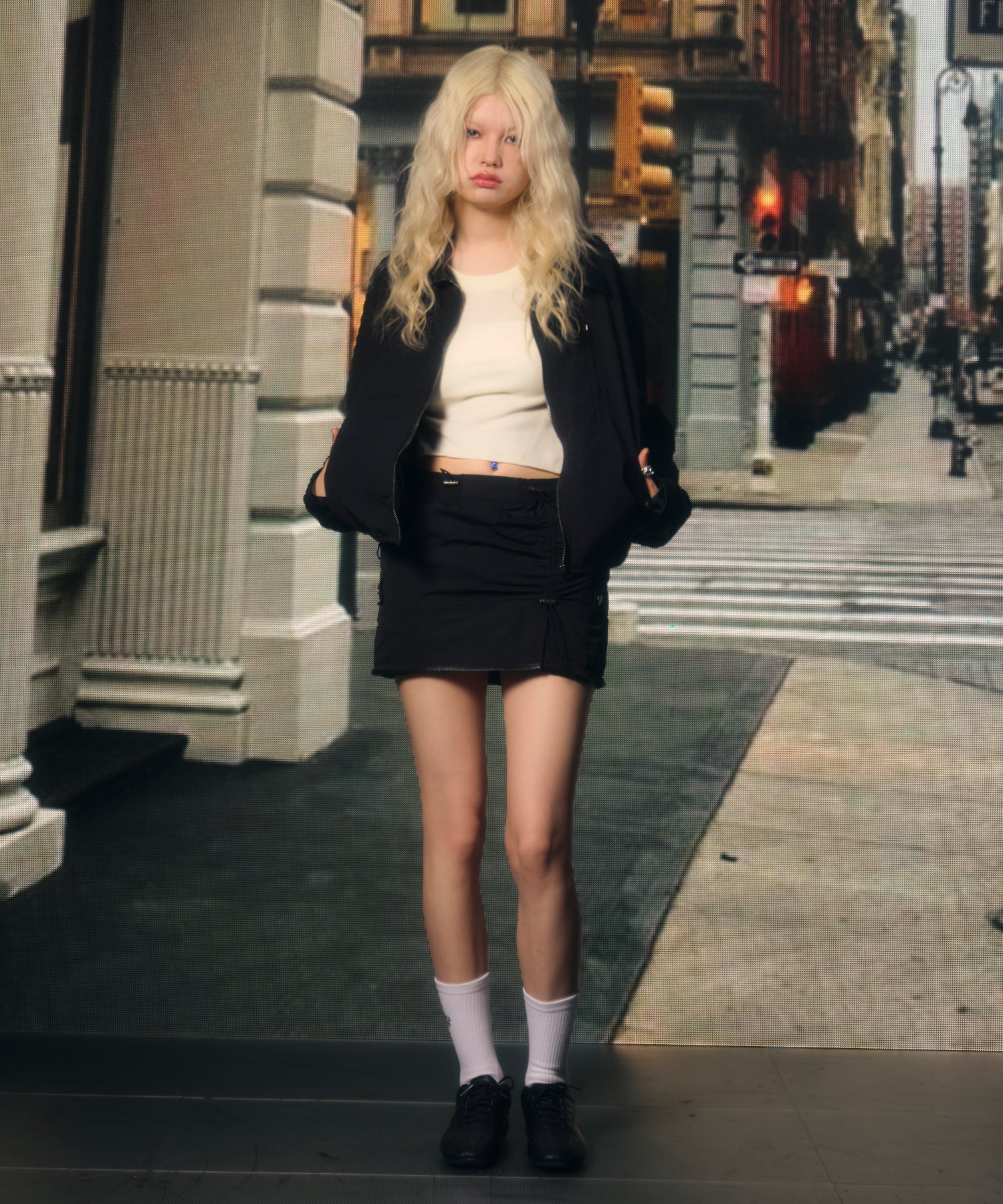 MODEL:170cm/COLOR:BLACK/SIZE:F