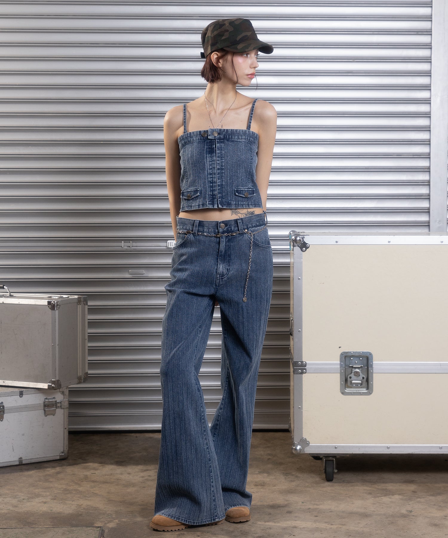 MODEL:172cm/COLOR:LIGHT BLUE/SIZE:F