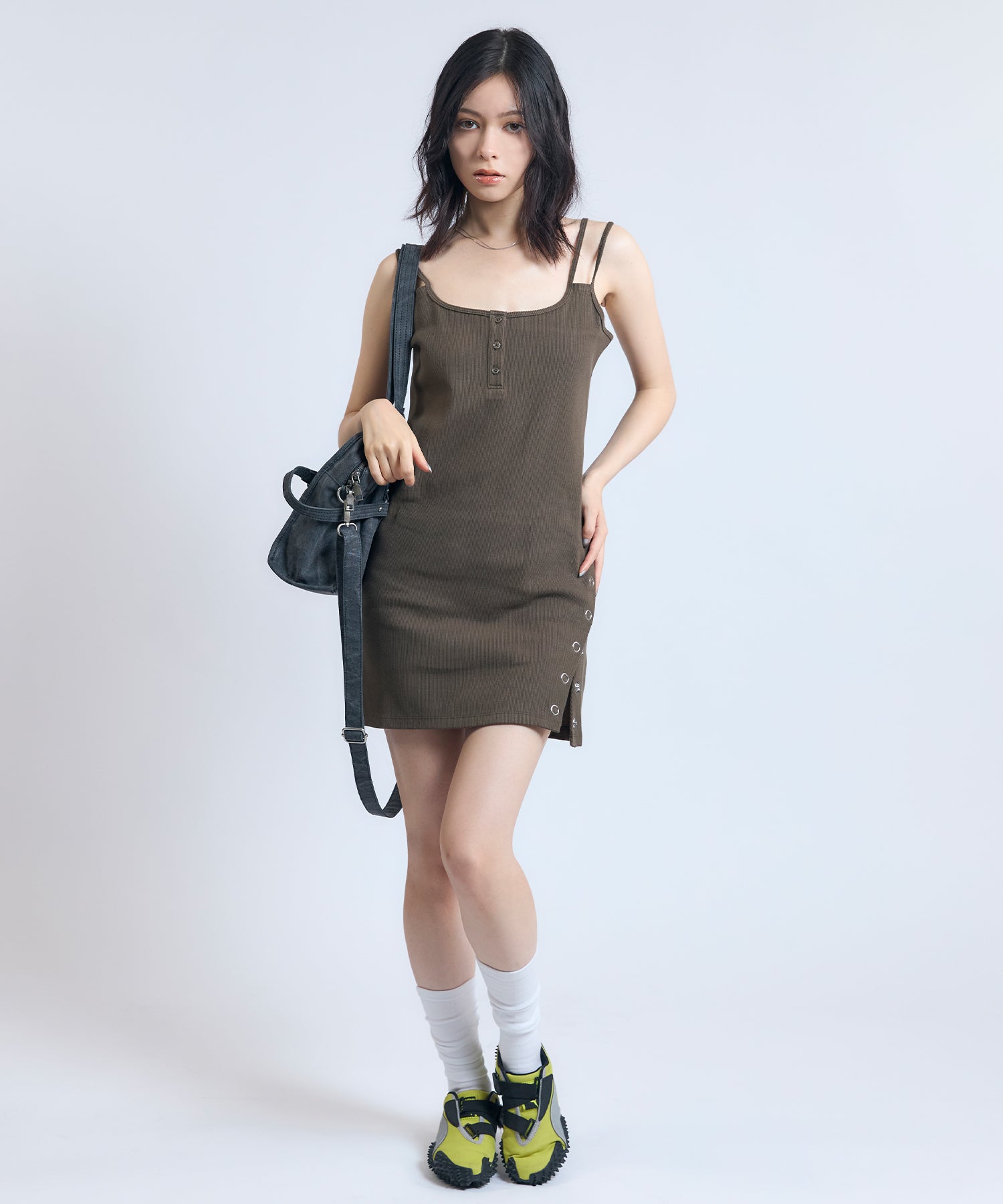 MODEL:163cm/COLOR:KHAKI/SIZE:F