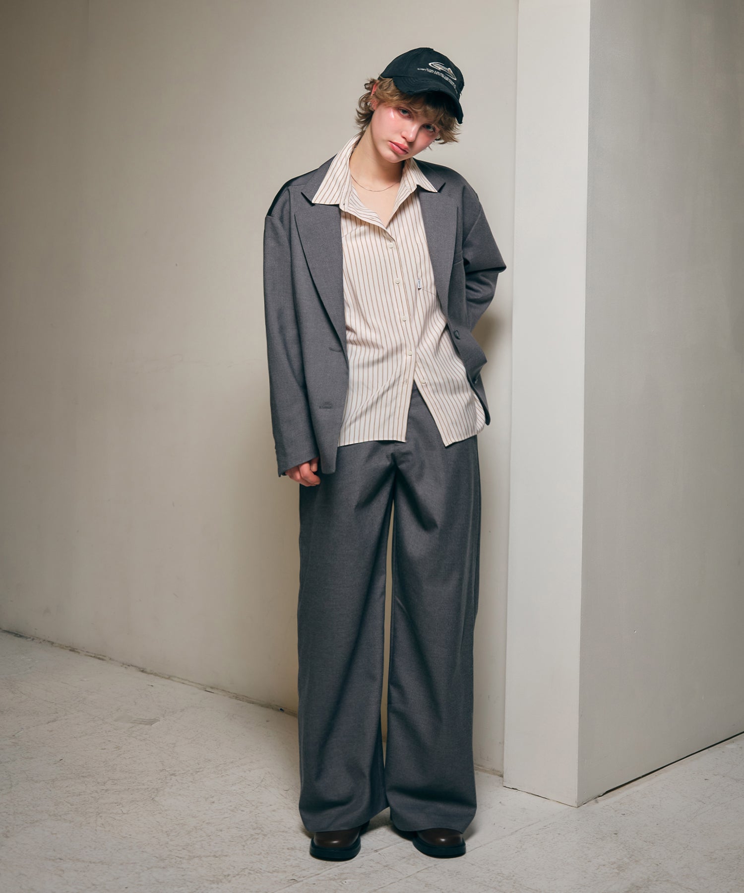 MODEL:170cm/COLOR:GRAY/SIZE:F
