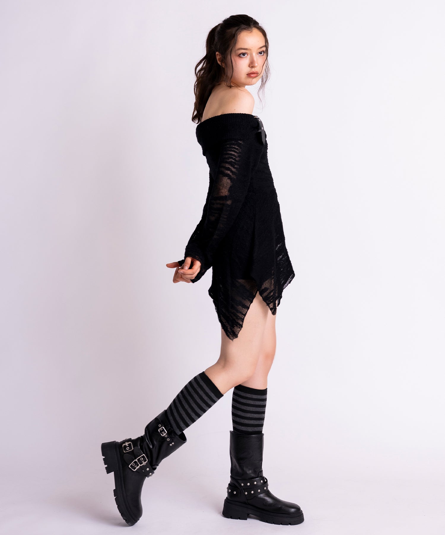 MODEL:172cm/COLOR:BLACK/SIZE:F