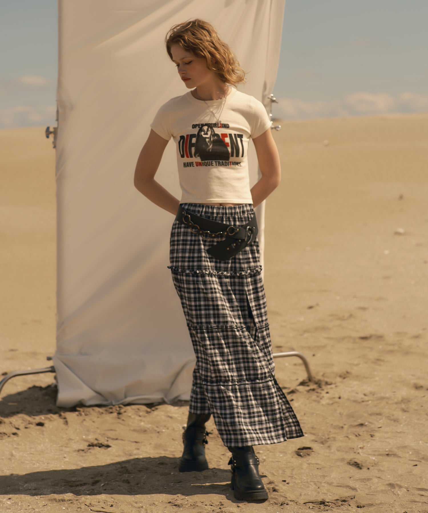 MODEL:173cm/COLOR:IVORY/SIZE:F