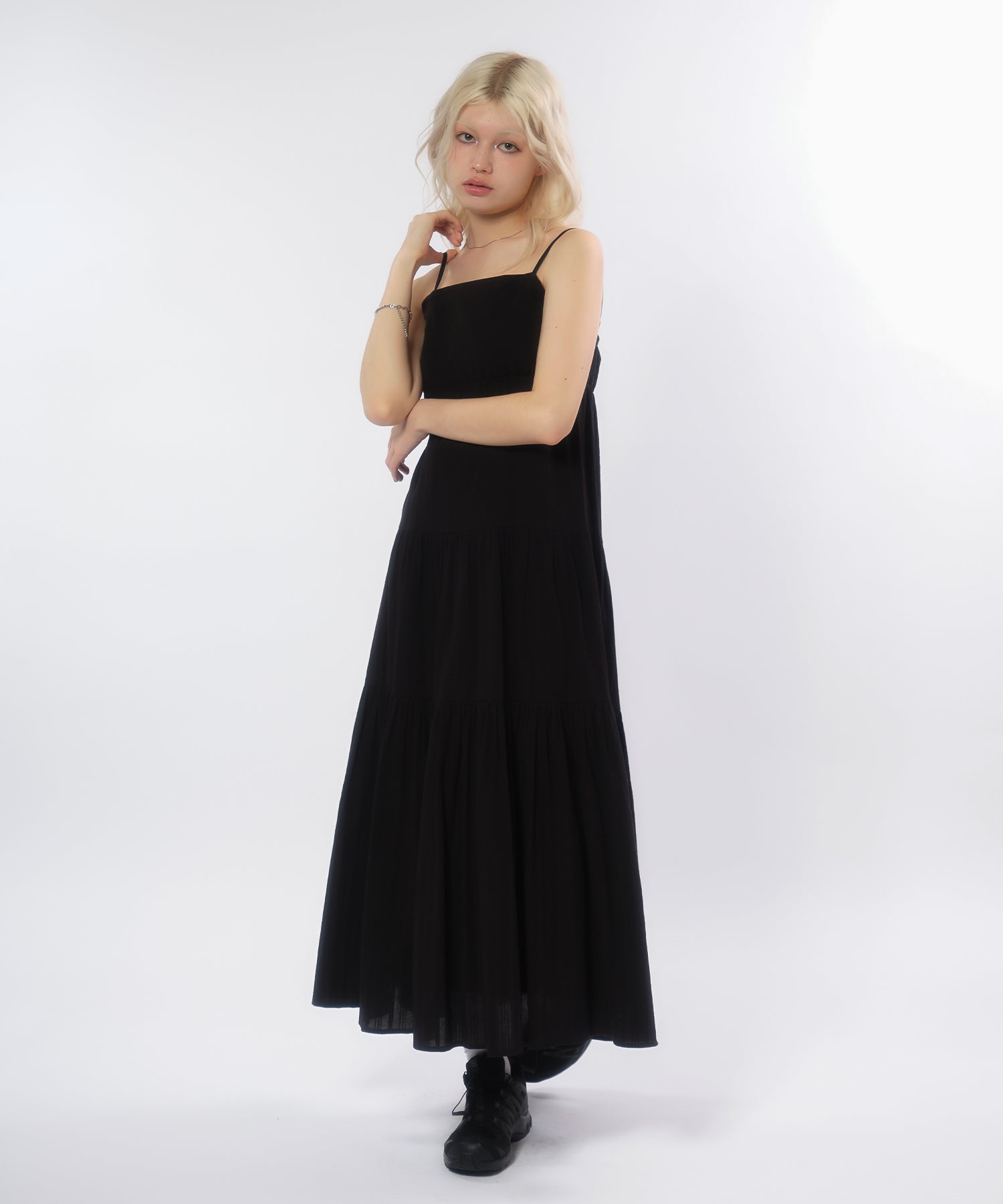MODEL:170cm/COLOR:BLACK/SIZE:F