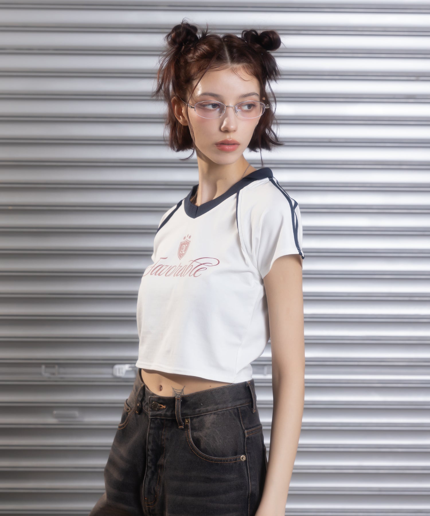 MODEL:172cm/COLOR:WHITE/SIZE:F