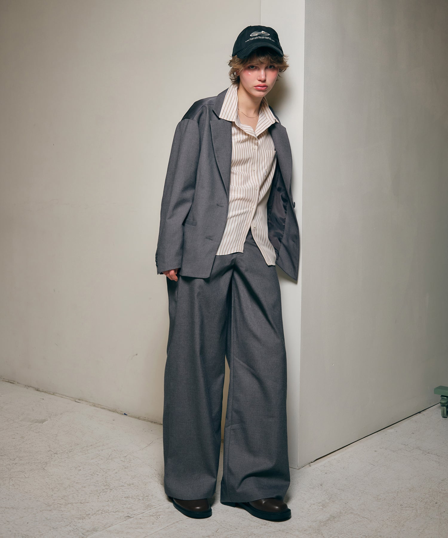 MODEL:170cm/COLOR:GRAY/SIZE:F