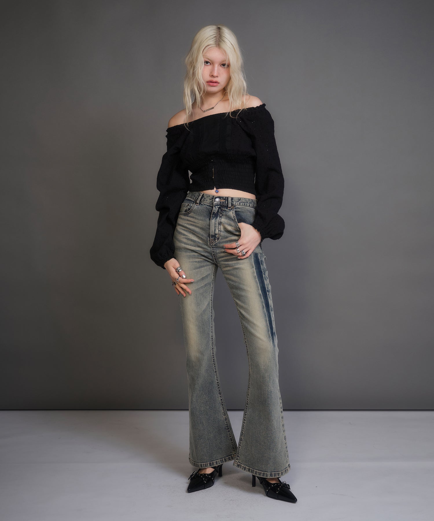 MODEL:170cm/COLOR:BLACK/SIZE:F