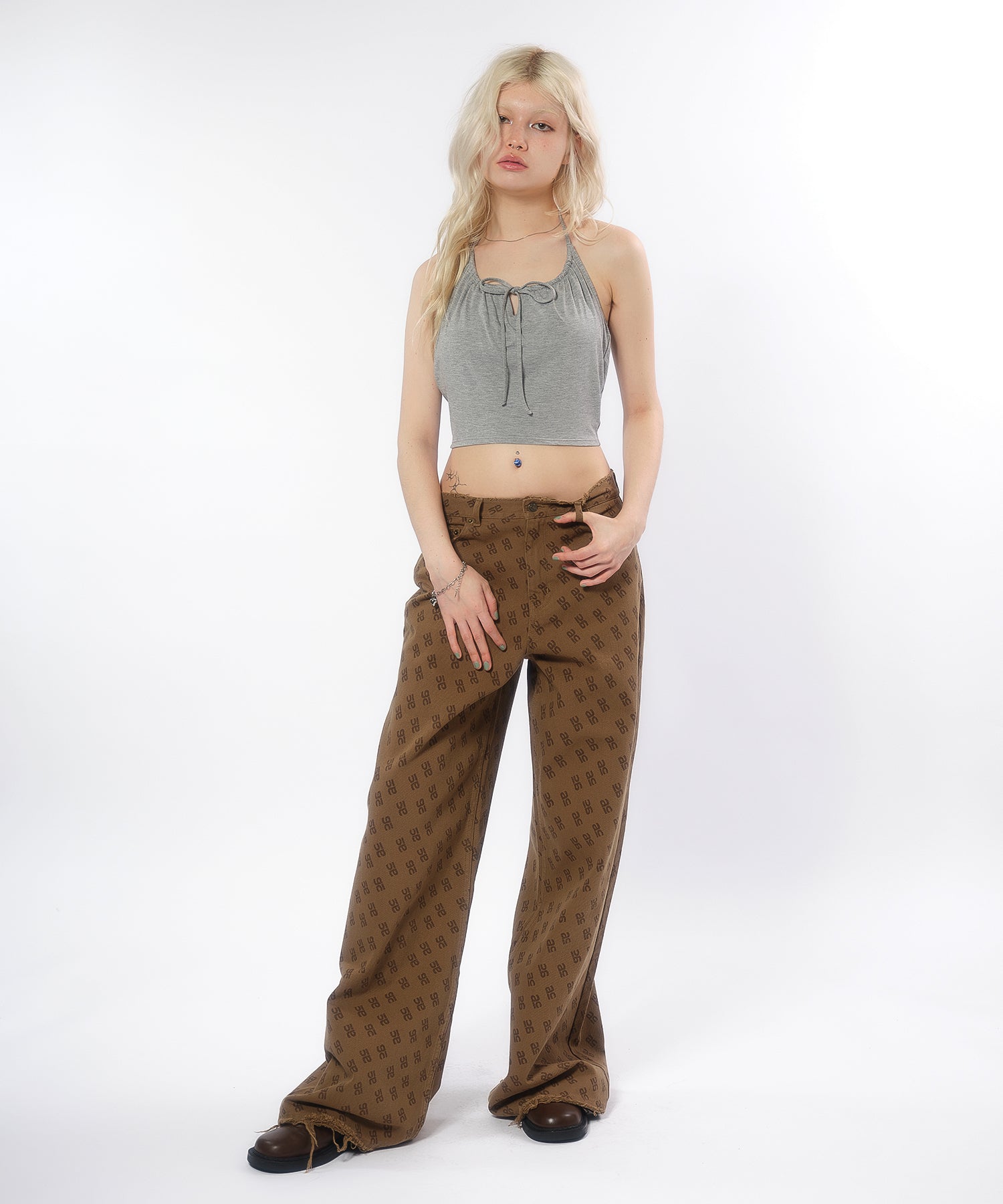 MODEL:170cm/COLOR:WHITE/SIZE:F