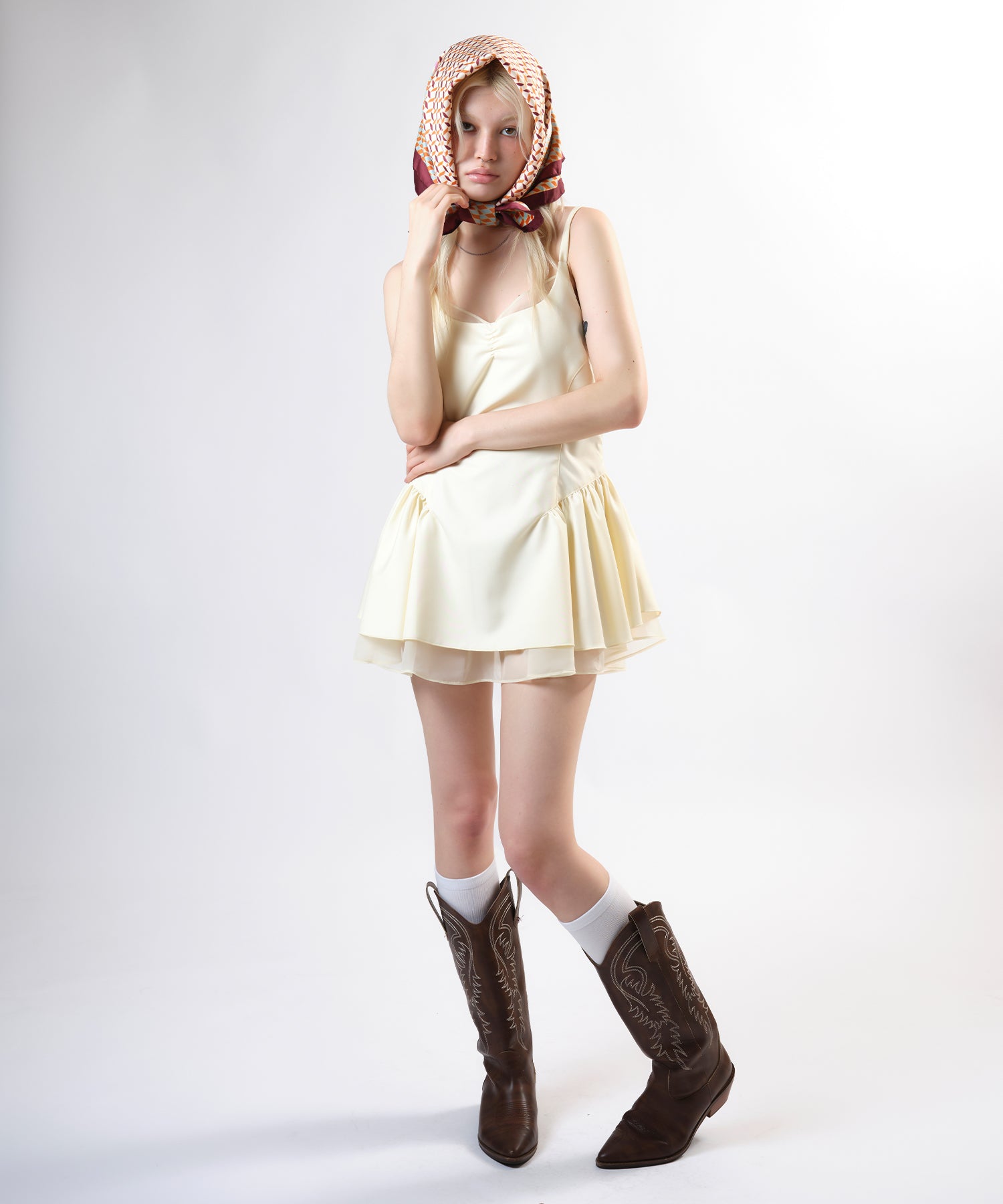 MODEL:170cm/COLOR:IVORY/SIZE:F