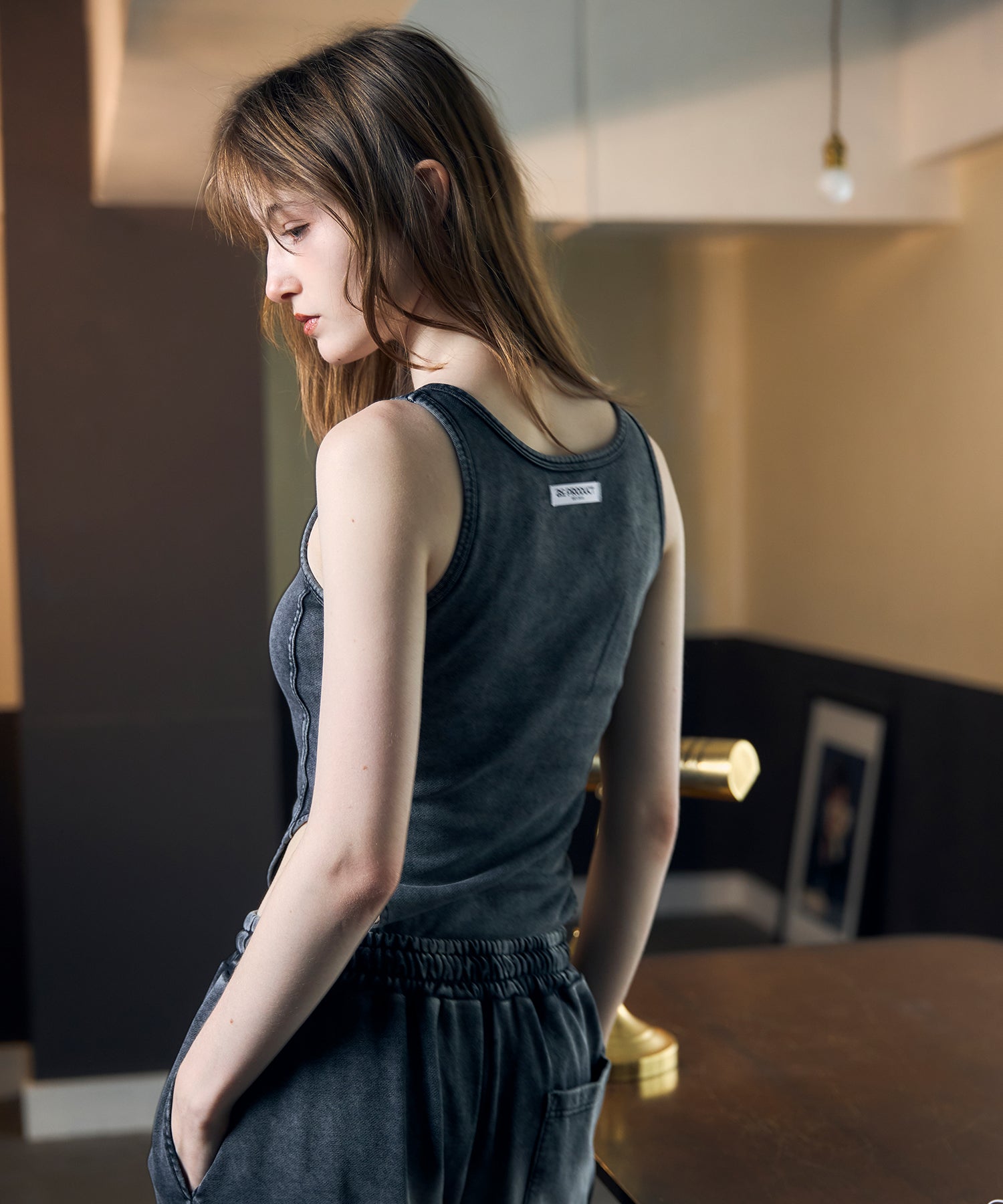 MODEL:174cm/COLOR:BLACK/SIZE:F