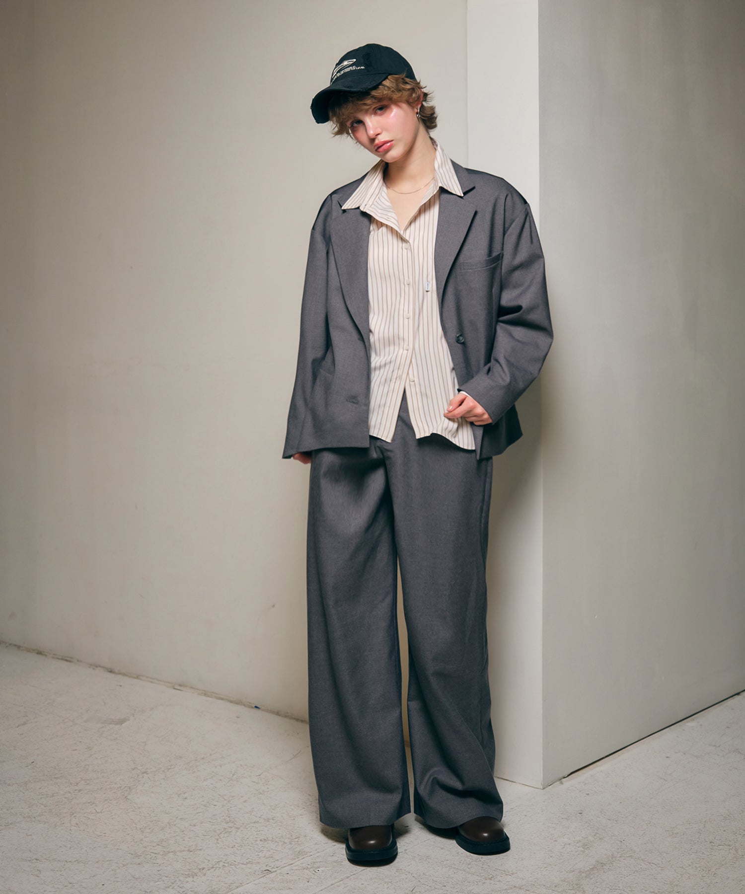 MODEL:170cm/COLOR:GRAY/SIZE:F