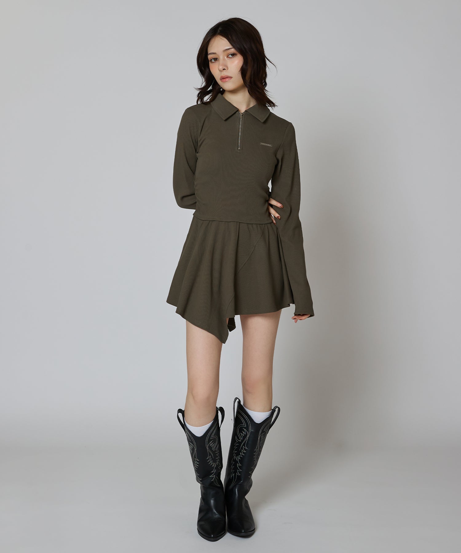 MODEL:163cm/COLOR:KHAKI/SIZE:F