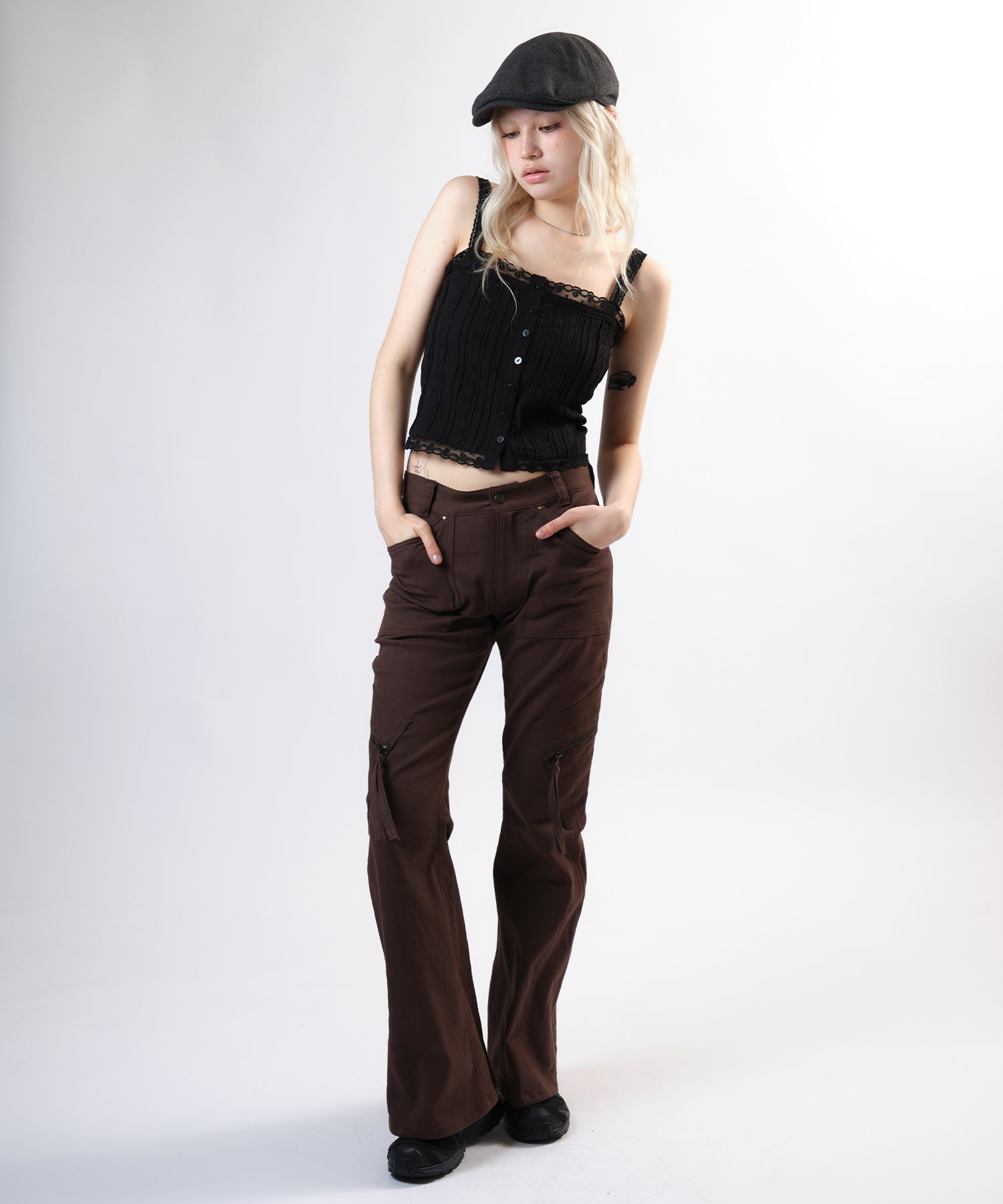 MODEL:170cm/COLOR:BLACK/SIZE:F