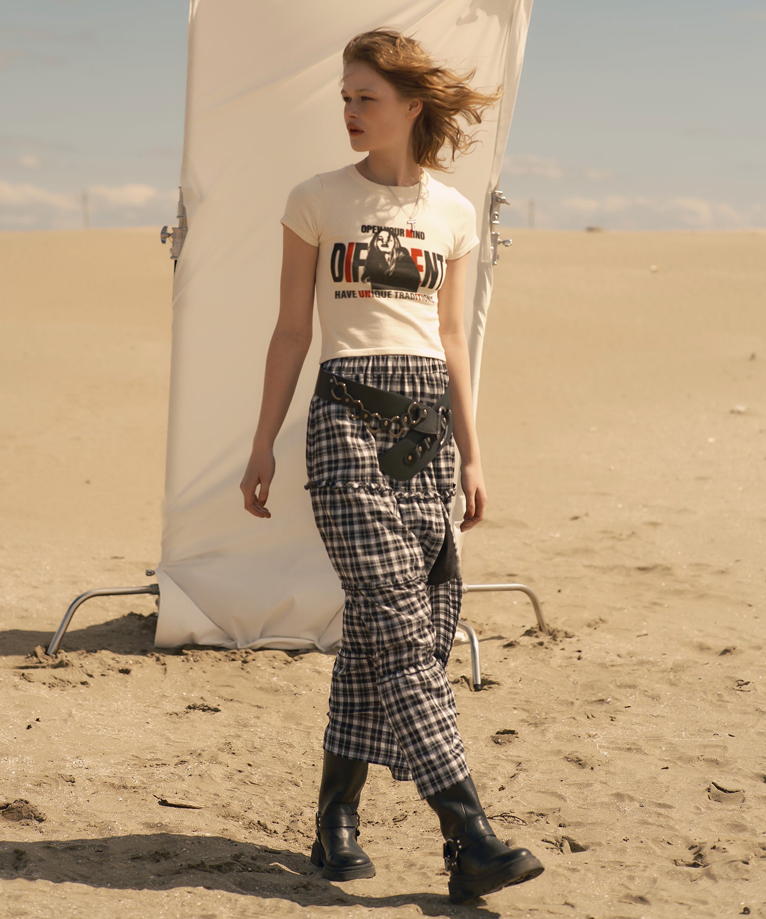 MODEL:173cm/COLOR:IVORY/SIZE:F