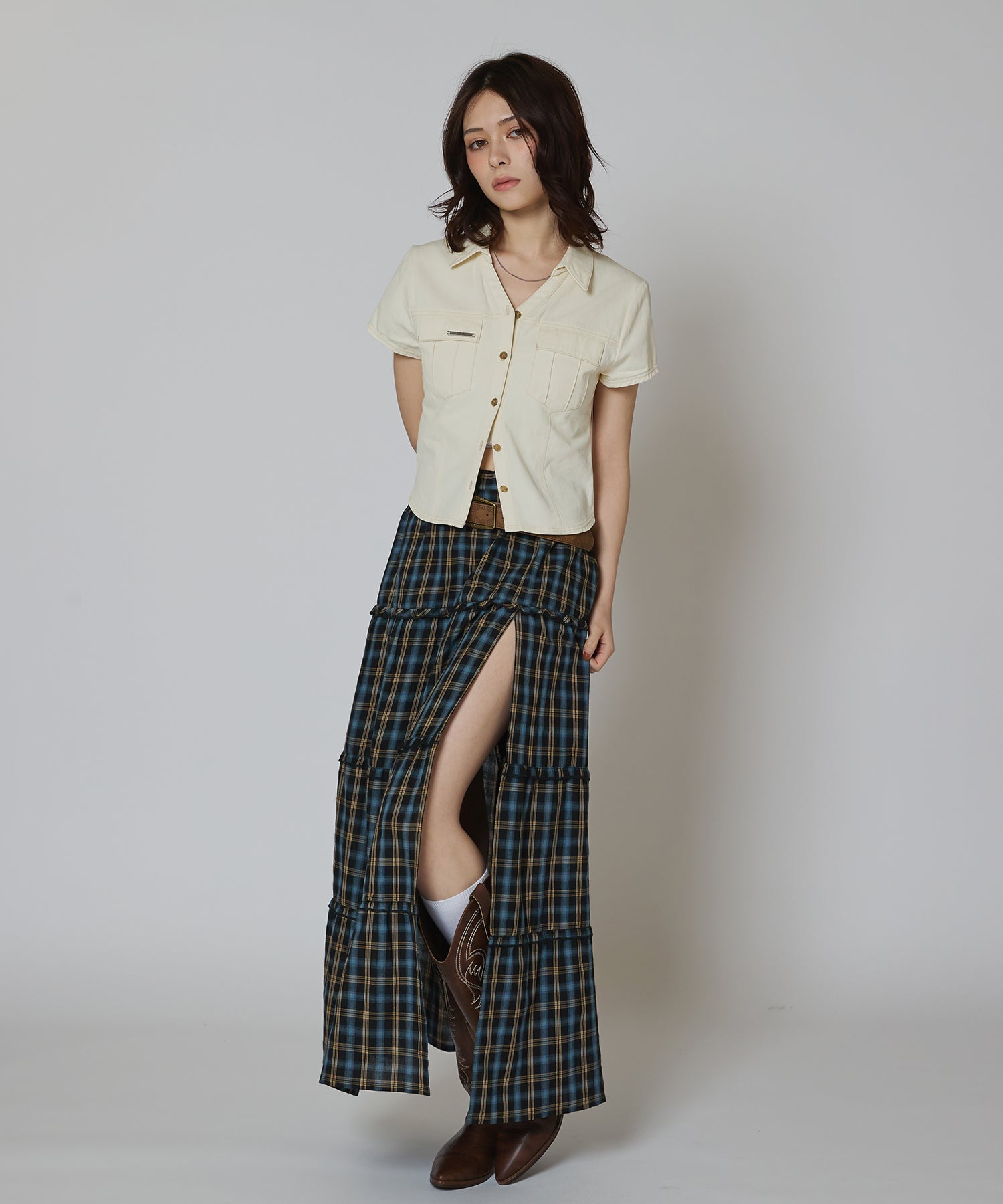 MODEL:163cm/COLOR:WHITE/SIZE:F