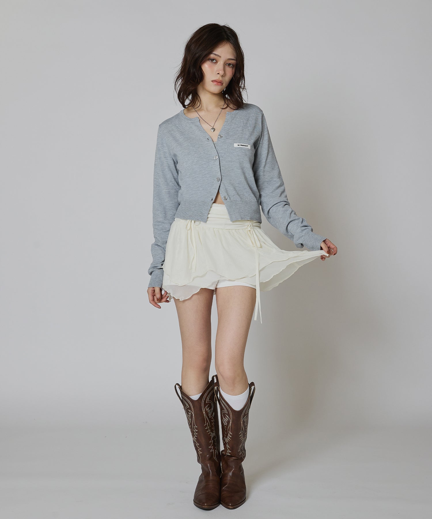 MODEL:163cm/COLOR:WHITE/SIZE:F