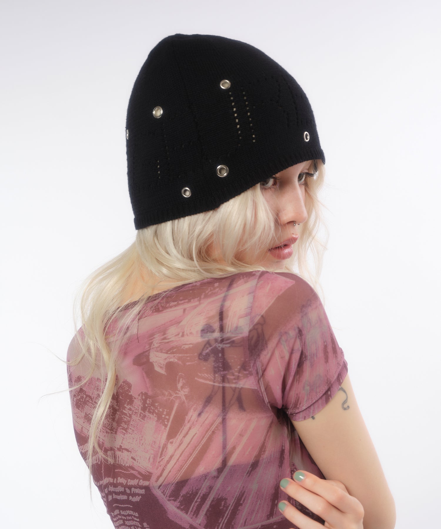 パンチングサマーニットビーニー