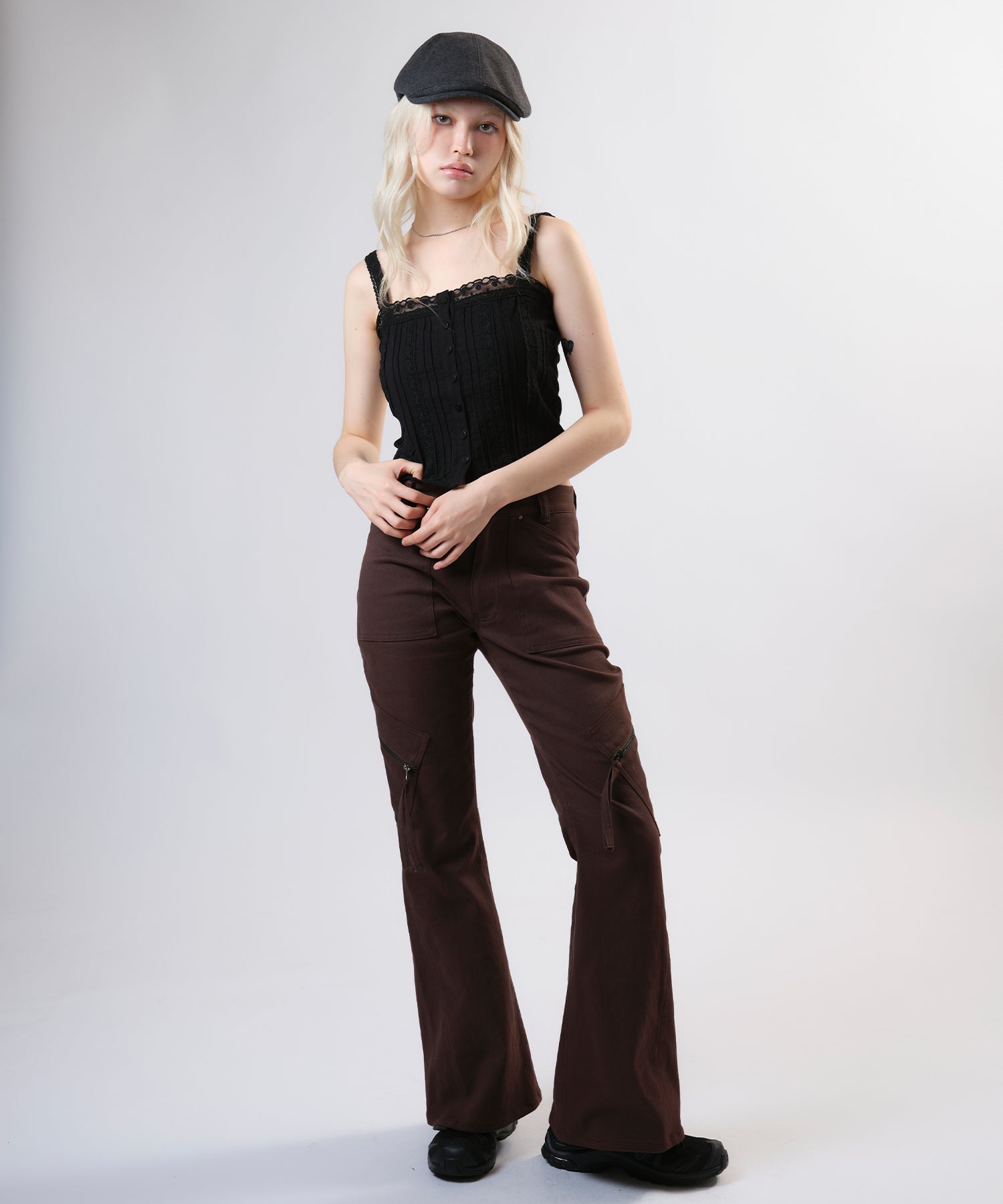 MODEL:170cm/COLOR:BLACK/SIZE:F