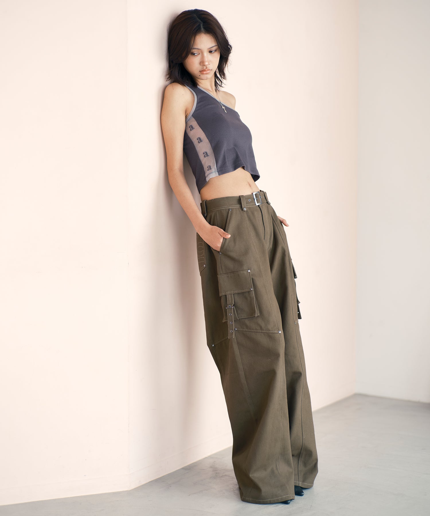 MODEL:170cm/COLOR:KHAKI/SIZE:M