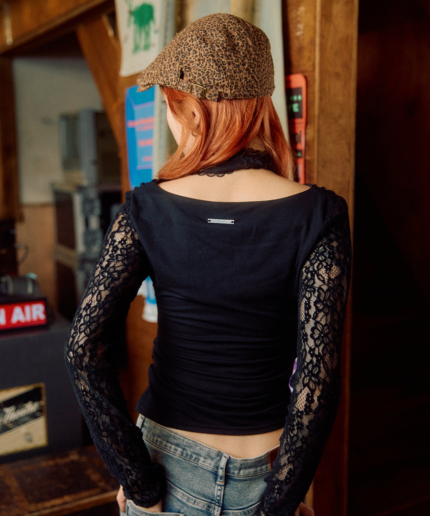 MODEL:170cm/COLOR:BLACK/SIZE:F