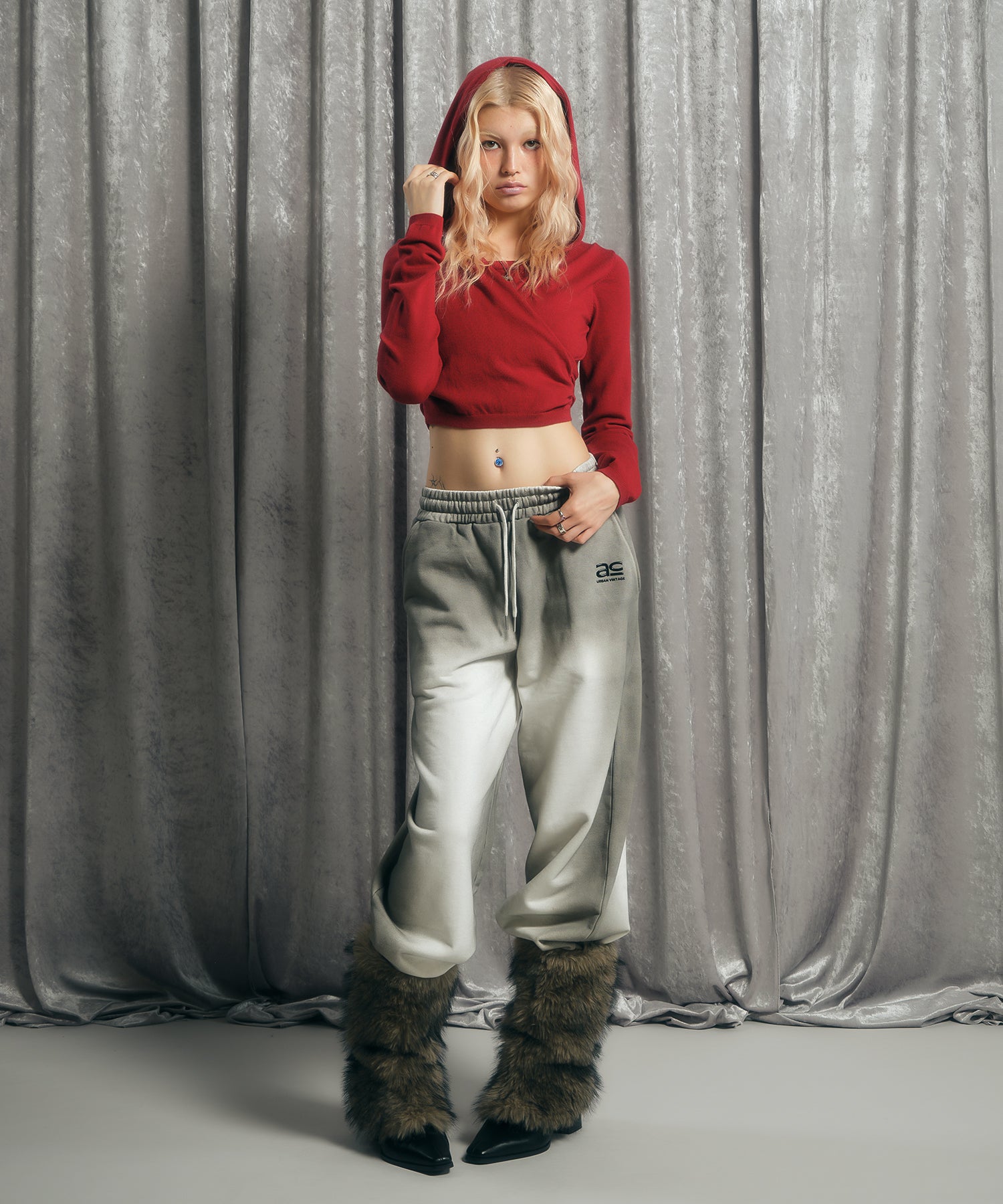 MODEL:170cm/COLOR:RED/SIZE:F