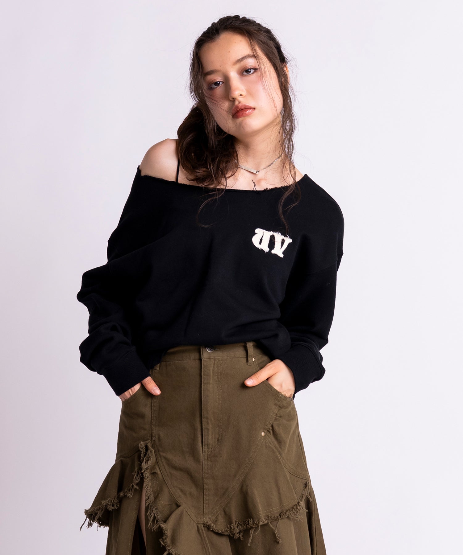 MODEL:172cm/COLOR:BLACK/SIZE:F