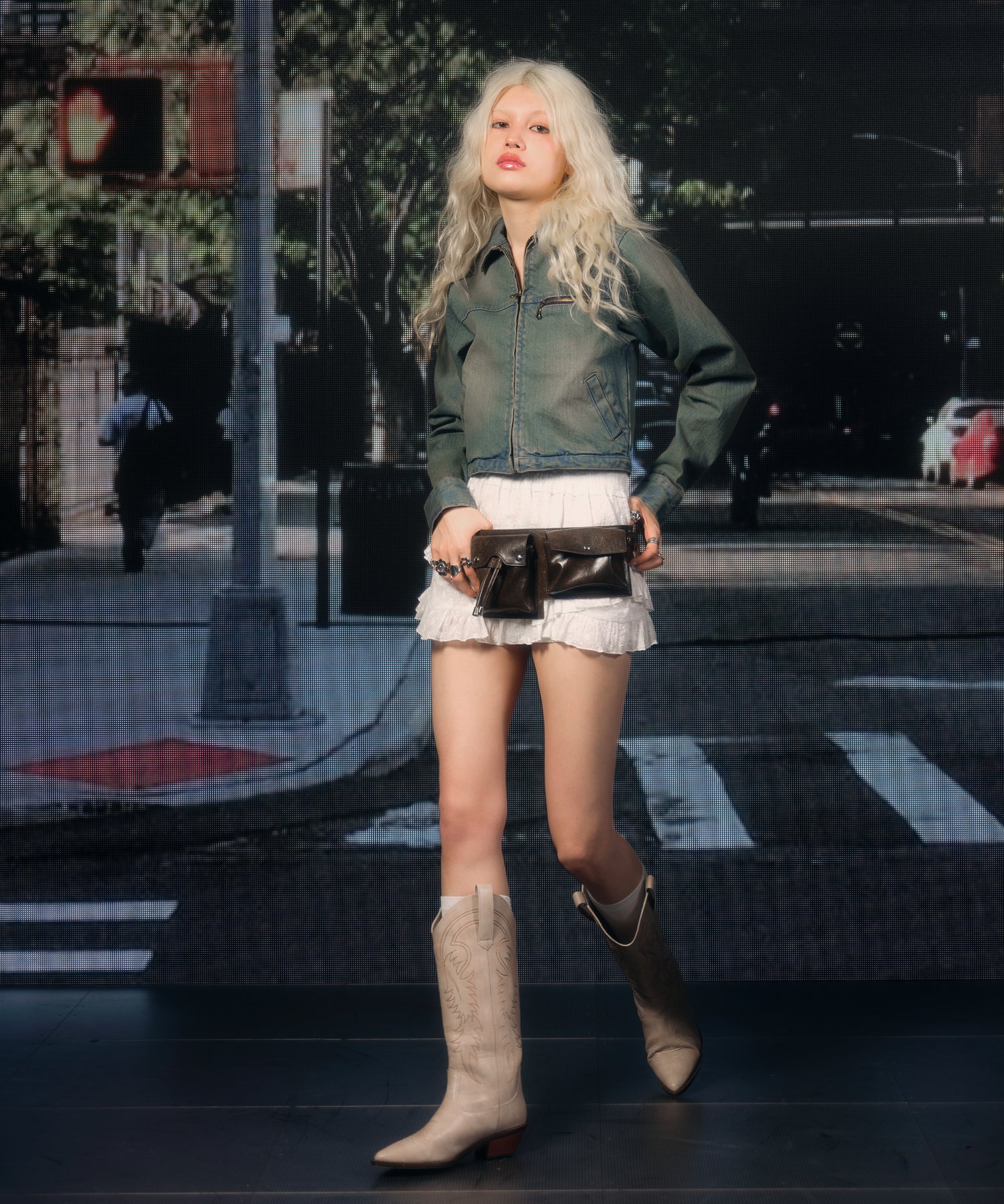 MODEL:170cm/COLOR:WHITE/SIZE:F