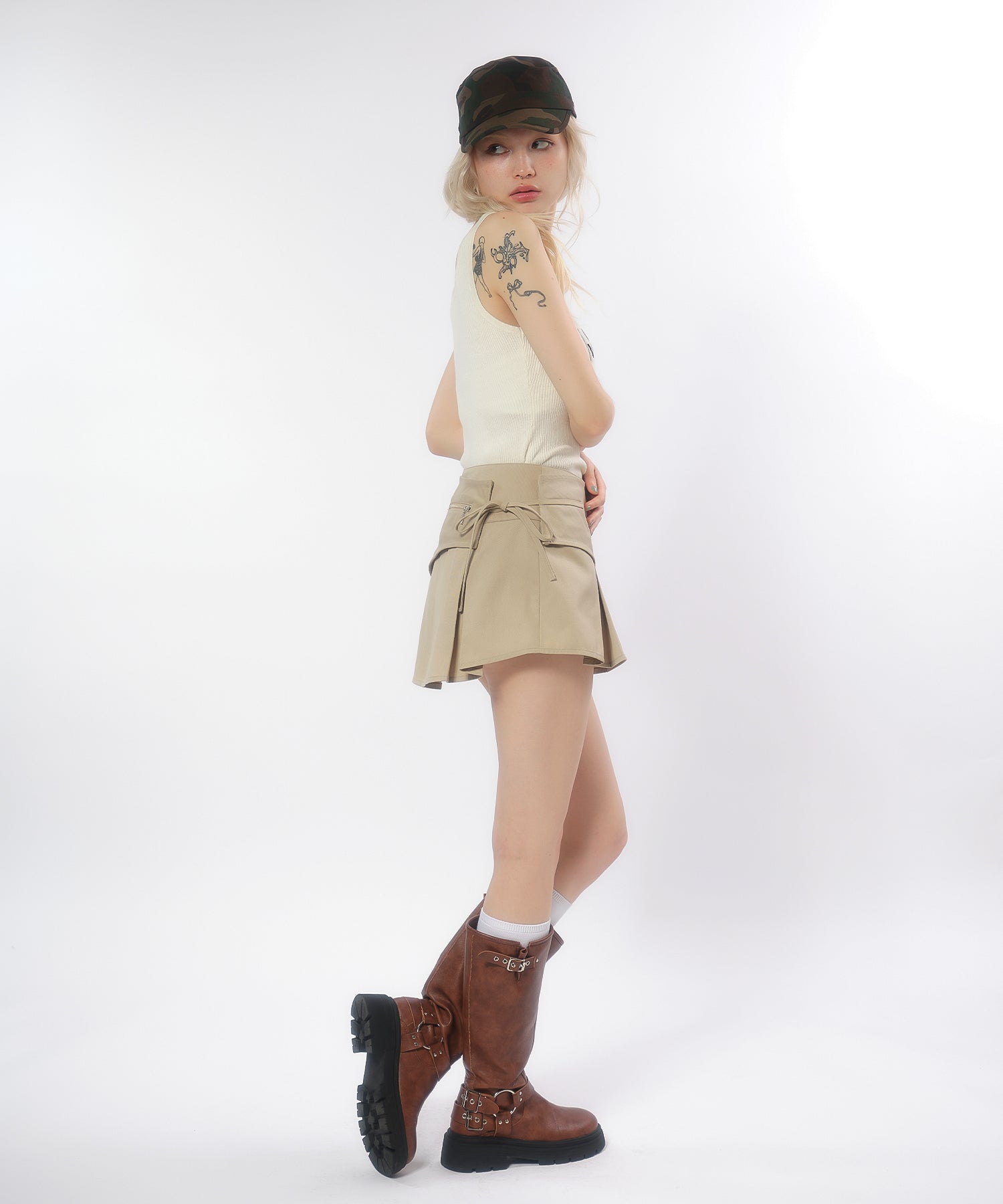 MODEL:170cm/COLOR:BEIGE/SIZE:M