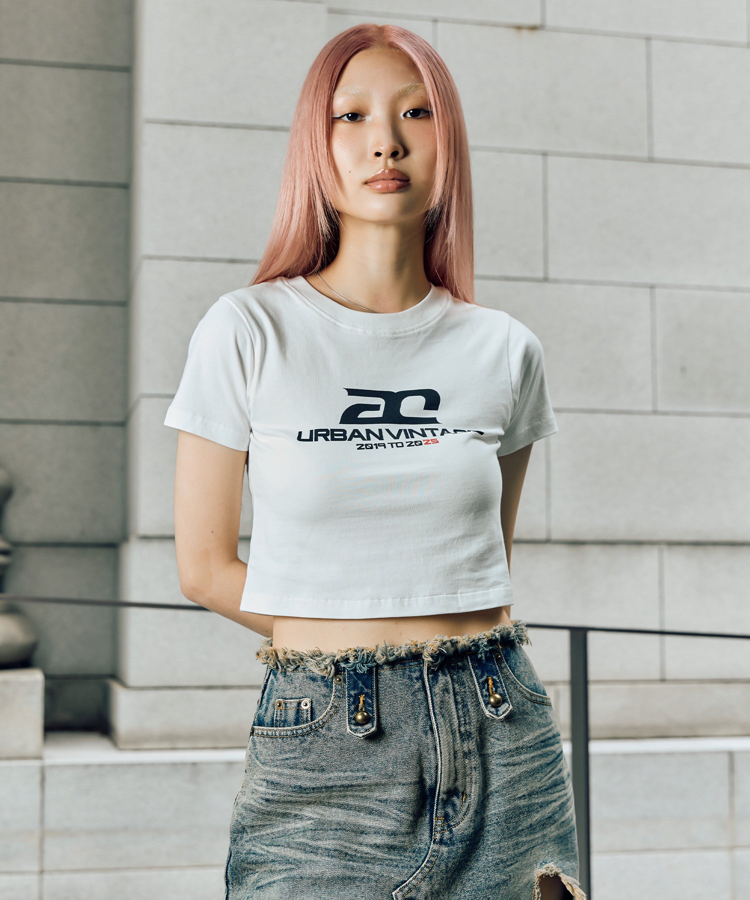 MODEL:175cm/COLOR:WHITE/SIZE:F