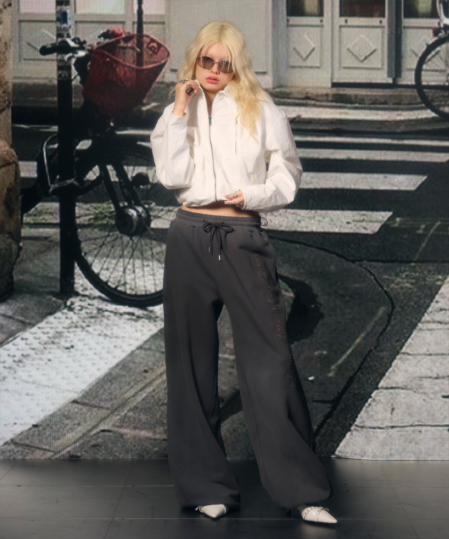 MODEL:170cm/COLOR:WHITE/SIZE:F