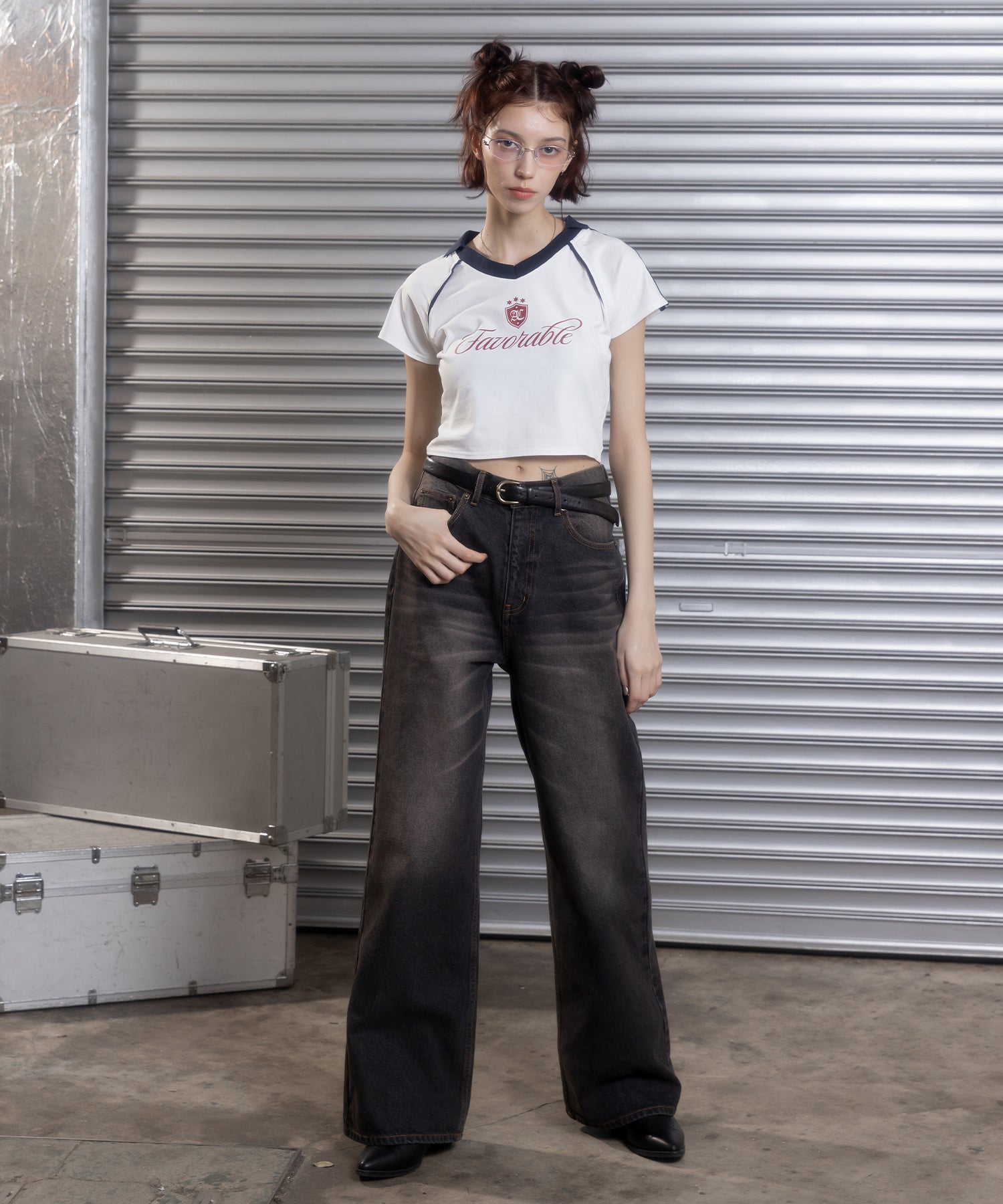 MODEL:172cm/COLOR:WHITE/SIZE:F