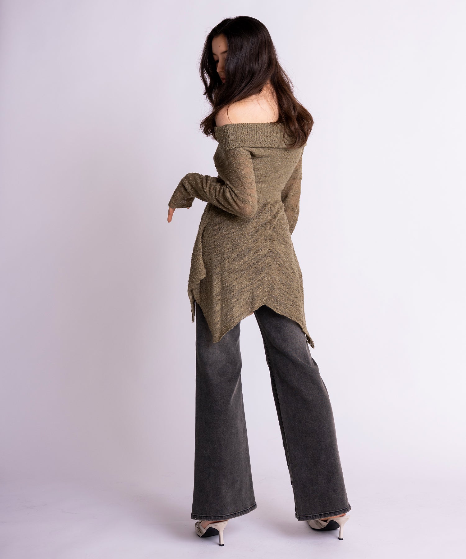MODEL:172cm/COLOR:KHAKI/SIZE:F