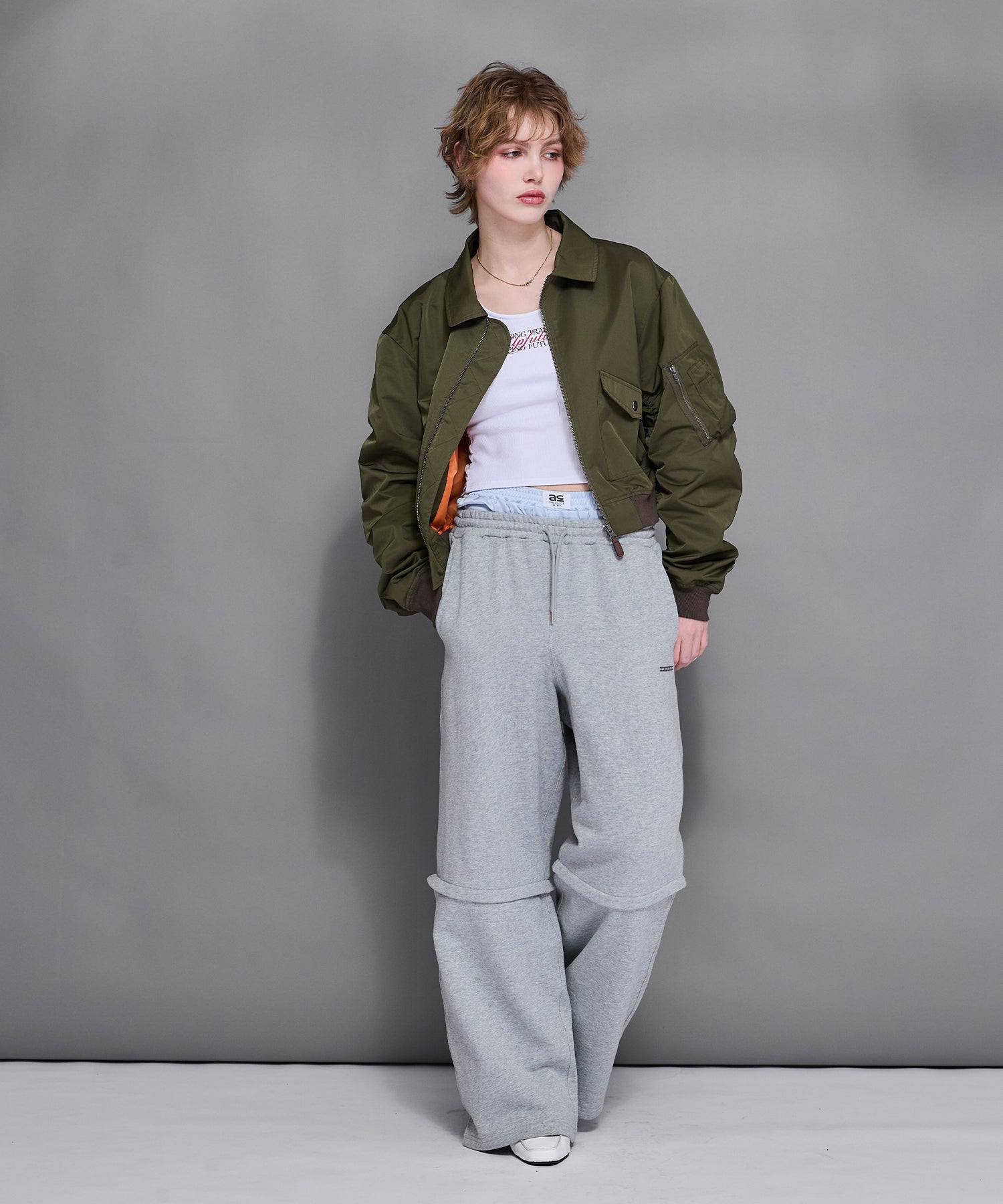 MODEL:170cm/COLOR:KHAKI/SIZE:F