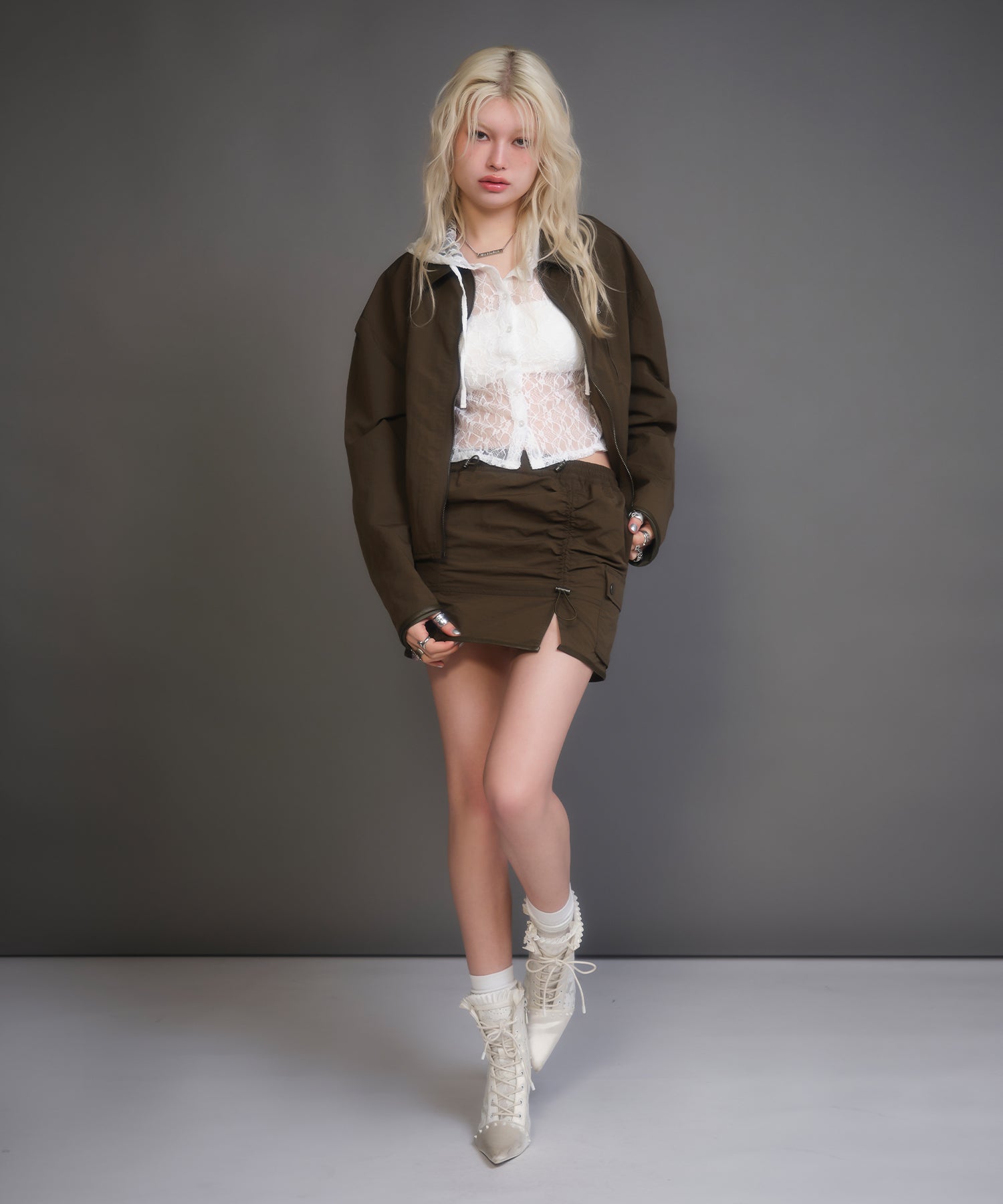 MODEL:170cm/COLOR:KHAKI/SIZE:F
