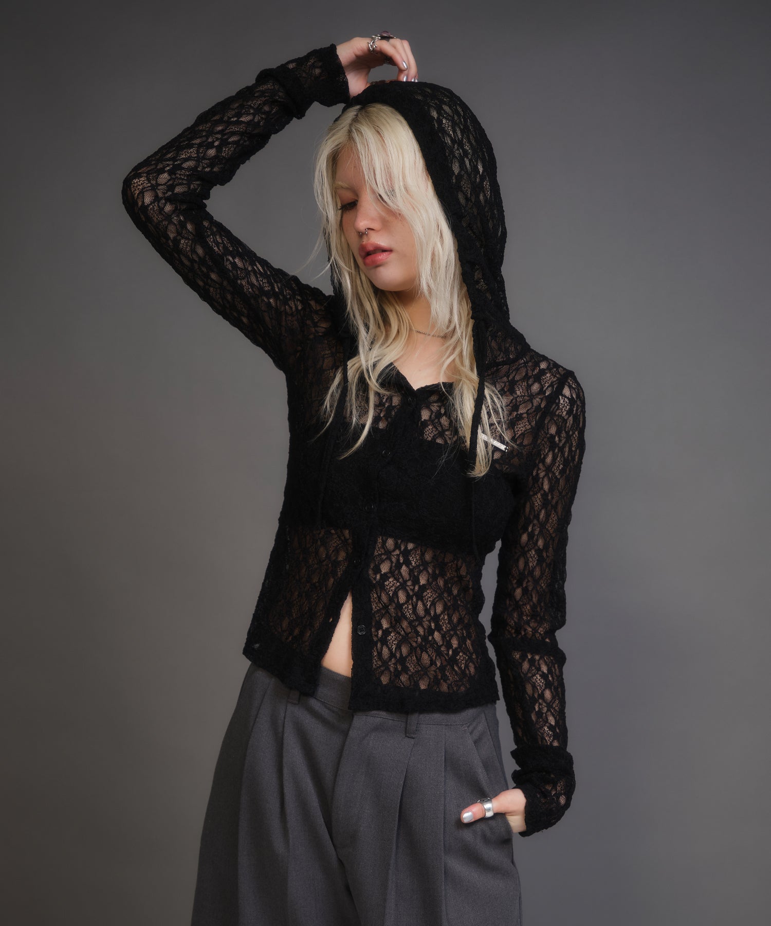 MODEL:170cm/COLOR:BLACK/SIZE:F