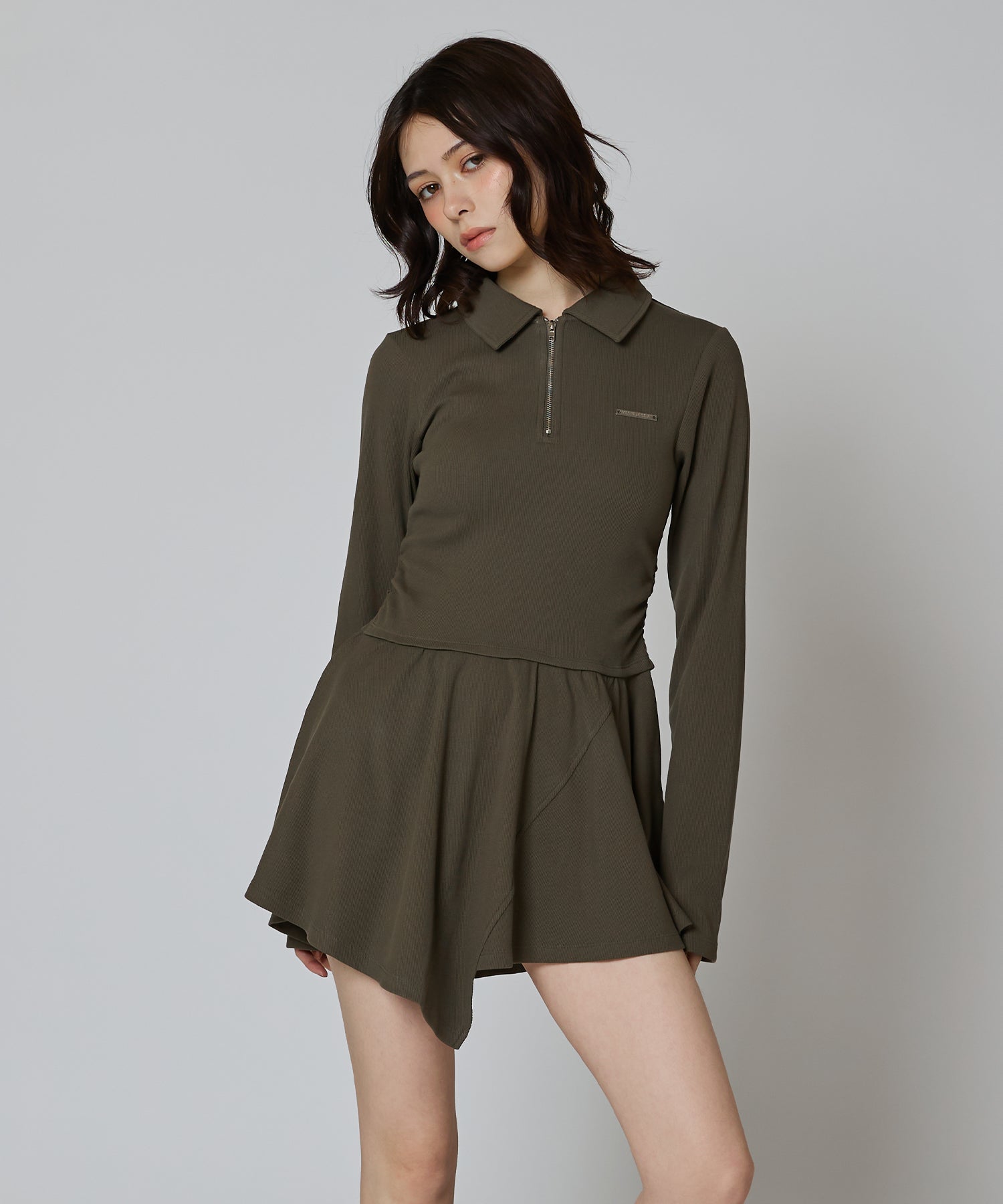 MODEL:163cm/COLOR:KHAKI/SIZE:F