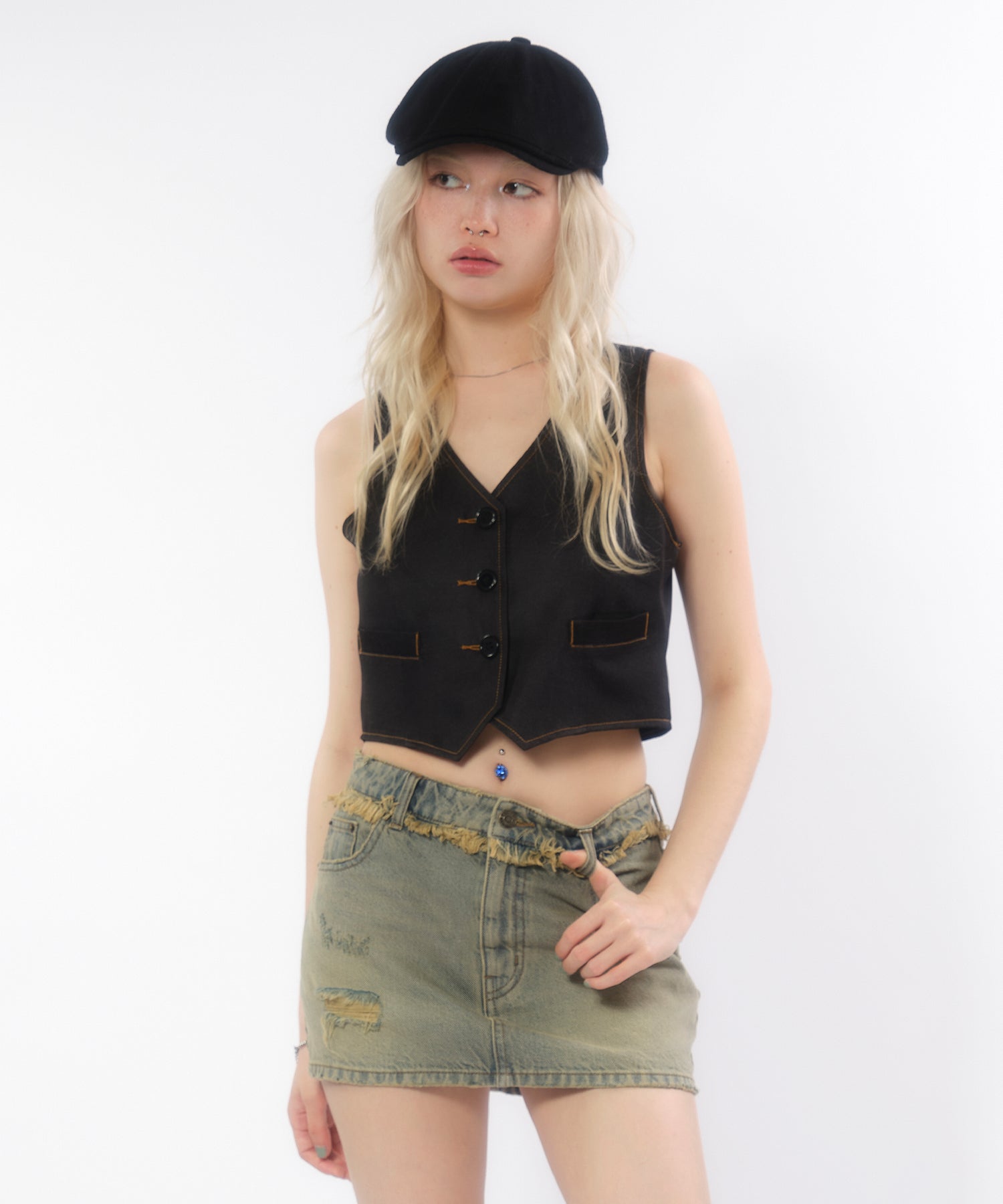 MODEL:170cm/COLOR:BLACK/SIZE:F