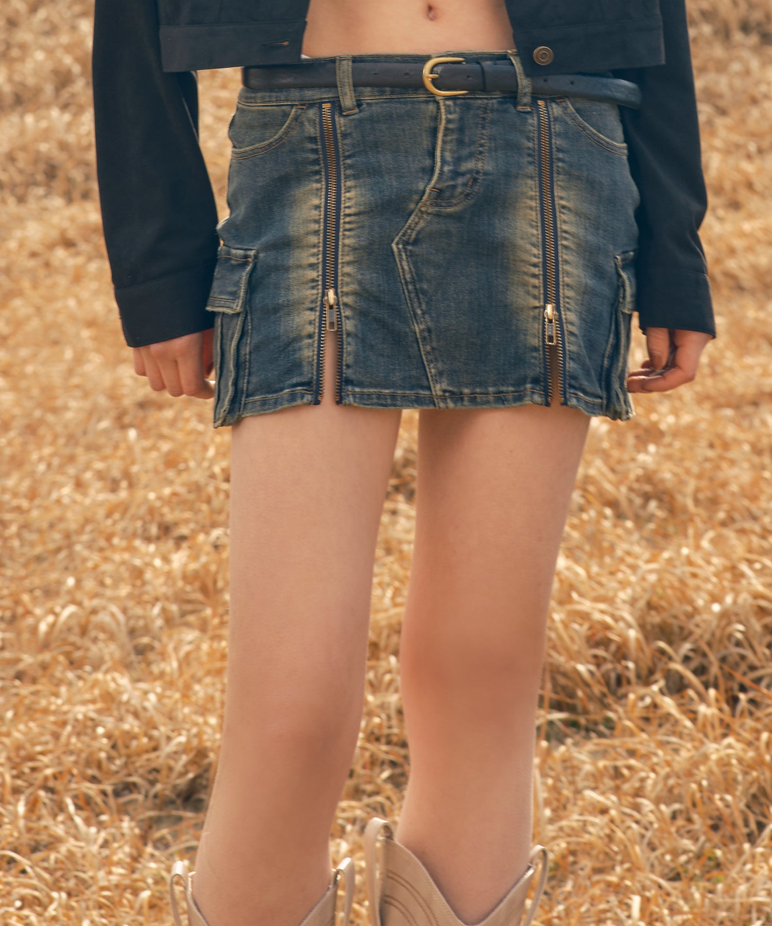 MODEL:173cm/COLOR:BLUE/SIZE:M