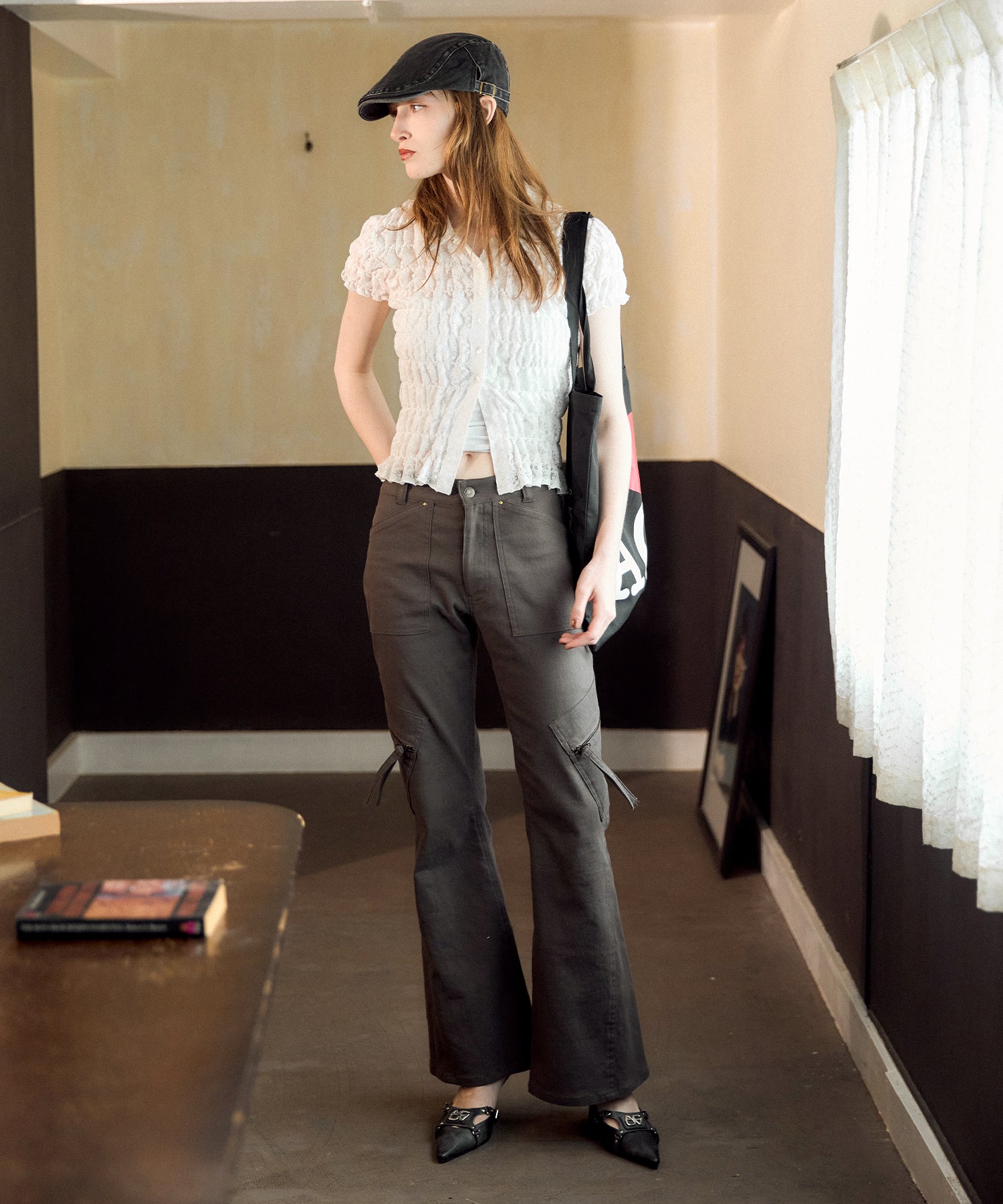 MODEL:174cm/COLOR:WHITE/SIZE:F