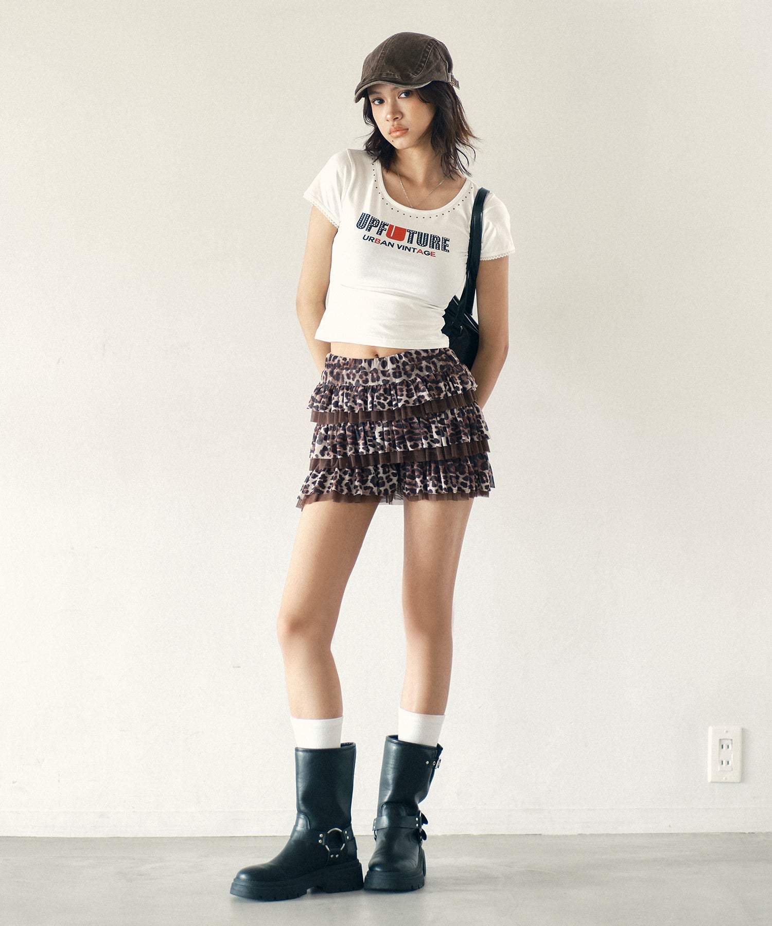 MODEL:170cm/COLOR:WHITE/SIZE:F