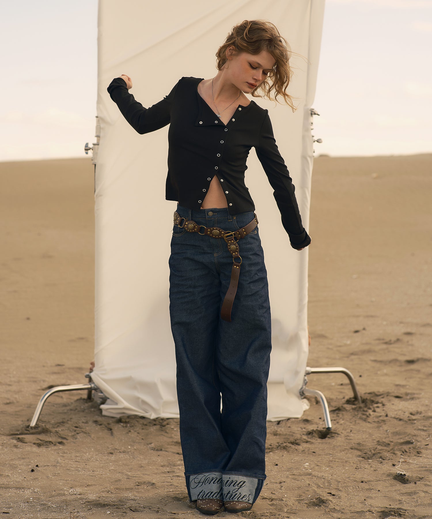 MODEL:173cm/COLOR:BLACK/SIZE:F