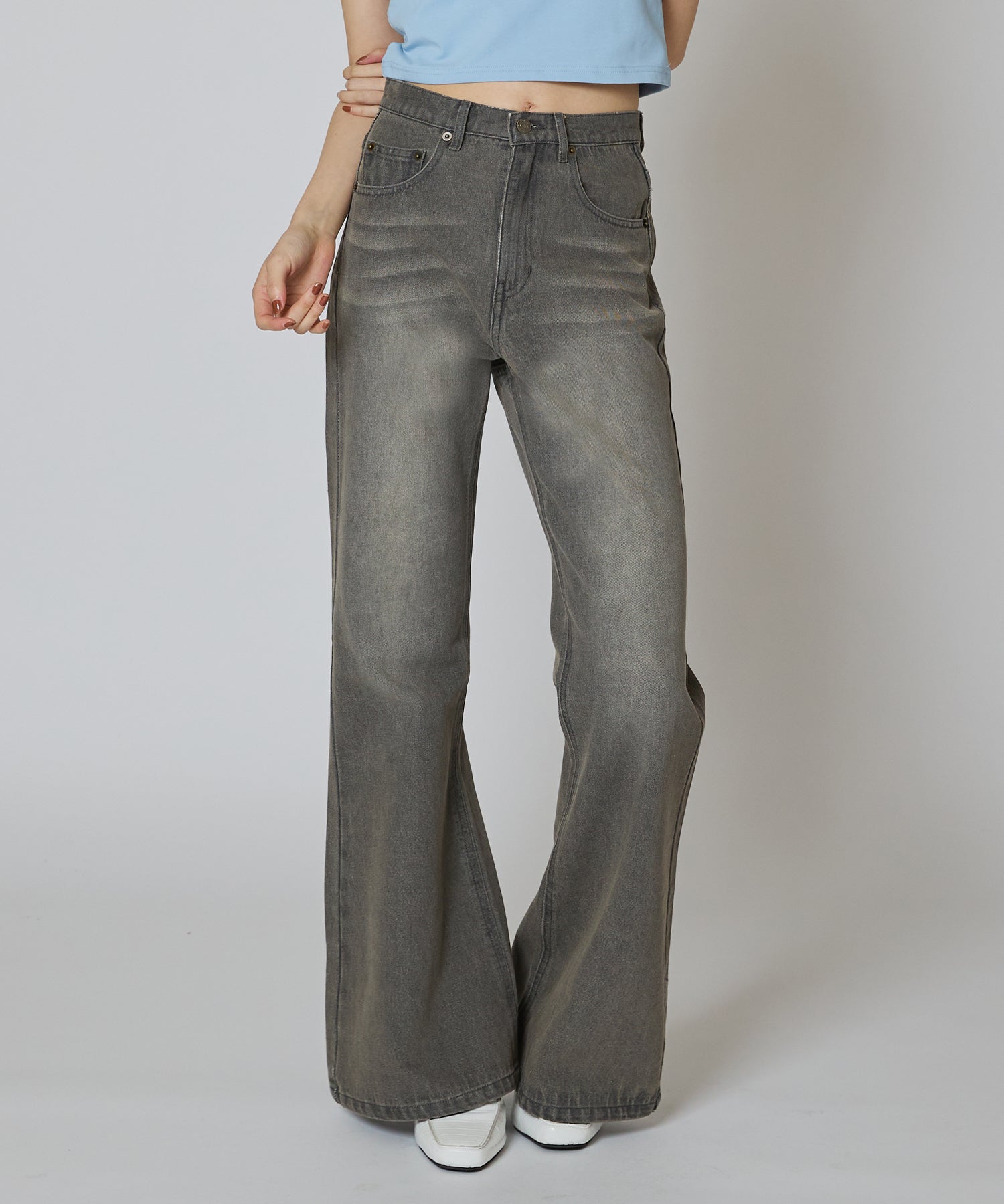 ヴィンテージウォッシュJ/Wセミフレアデニムパンツ